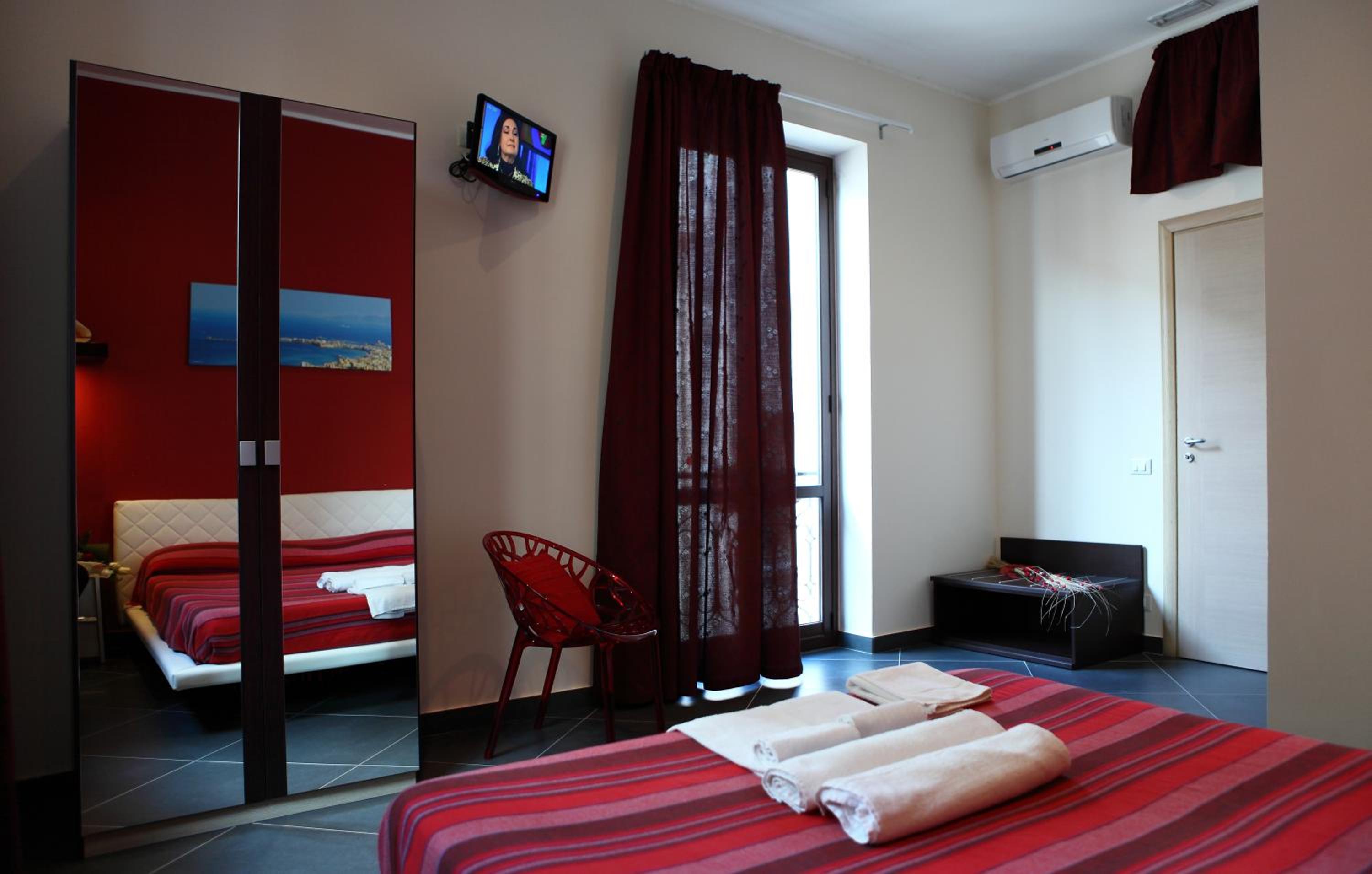 Suite with Side Sea View photo 1