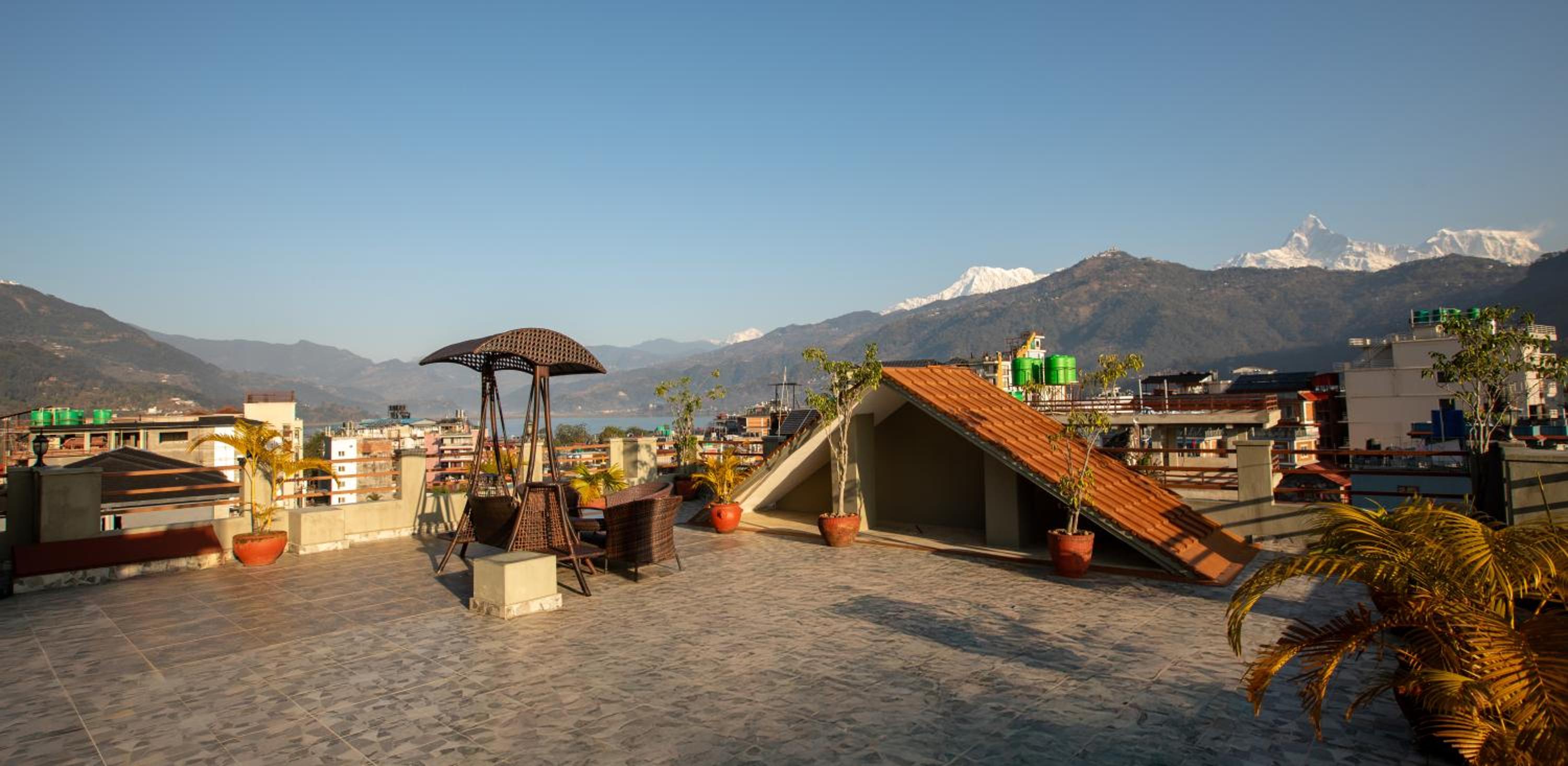 Deluxe Double or Twin Room with Lake View - Photo 5