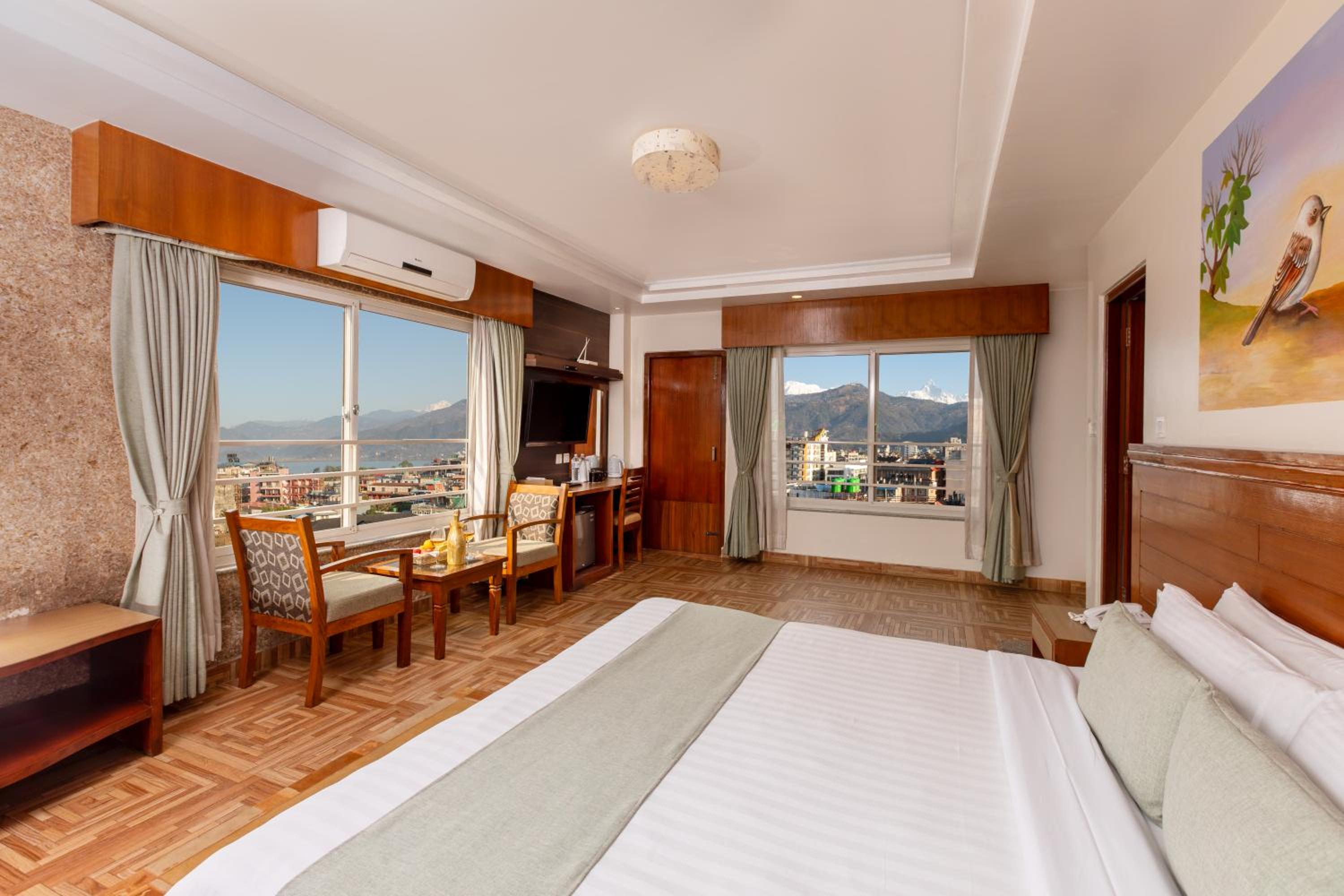 Deluxe Double or Twin Room with Mountain View - Photo 1