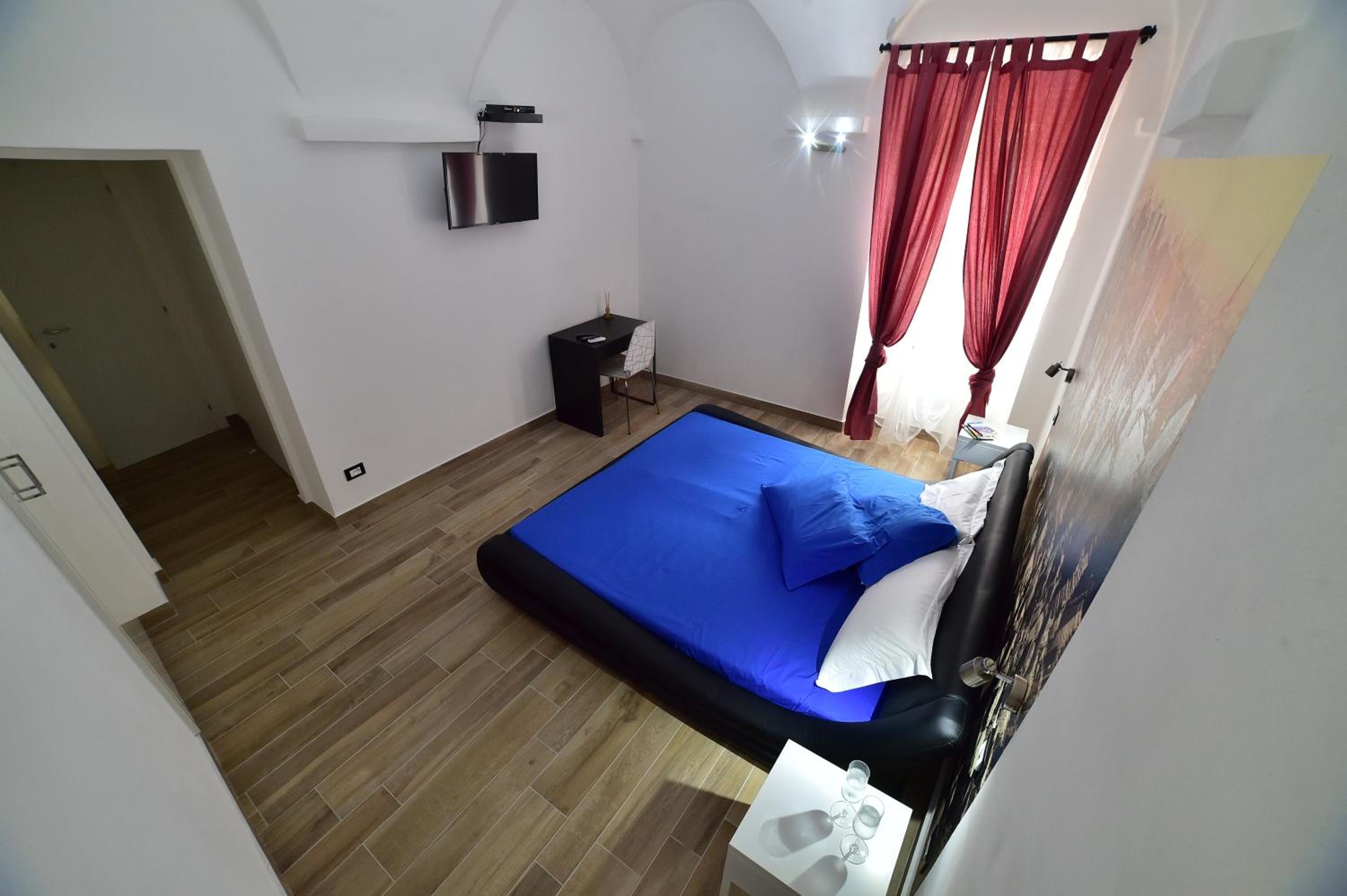 King Room with Mountain View