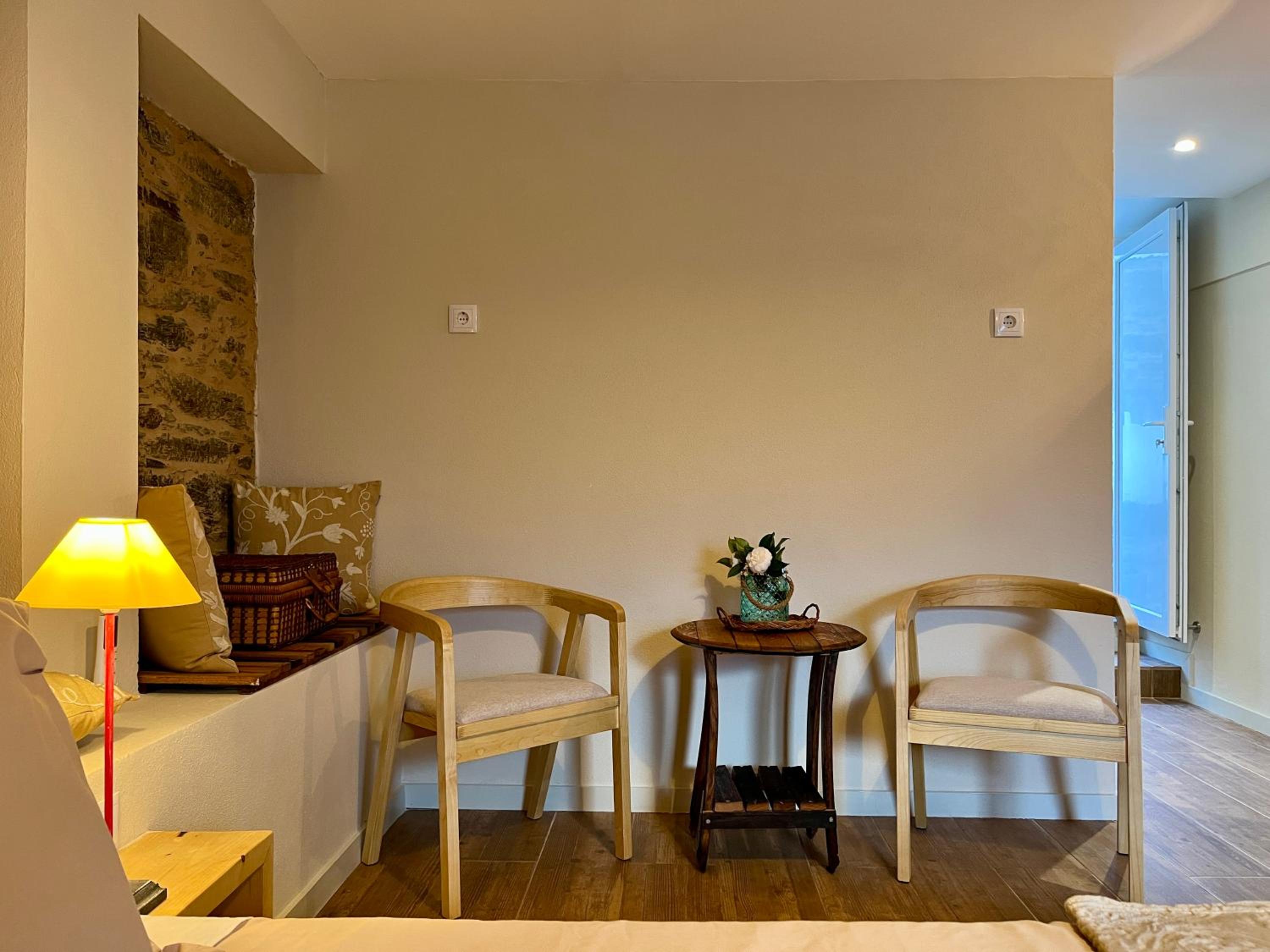 Double Room with Terrace - Photo 4
