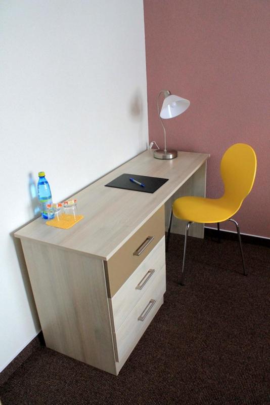 Two-Bedroom Family Suite - Photo 10