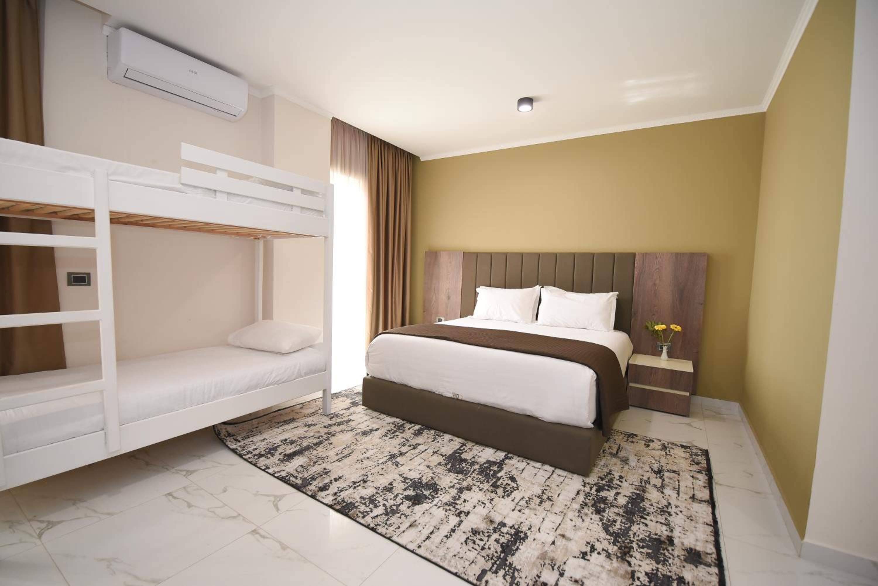 Quadruple Room with Sea View photo 2
