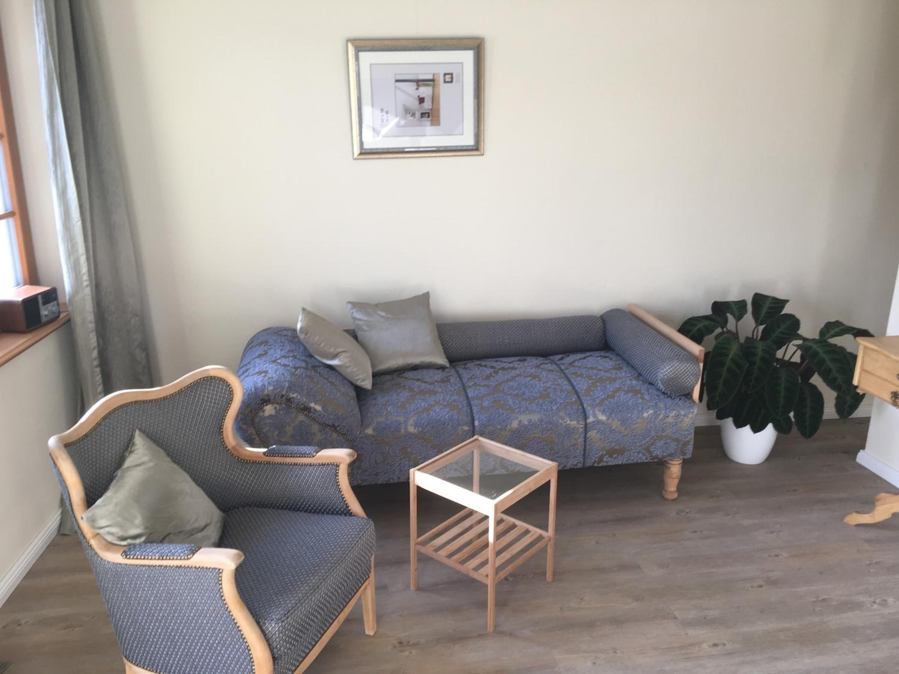 Apartment with Balcony photo 3