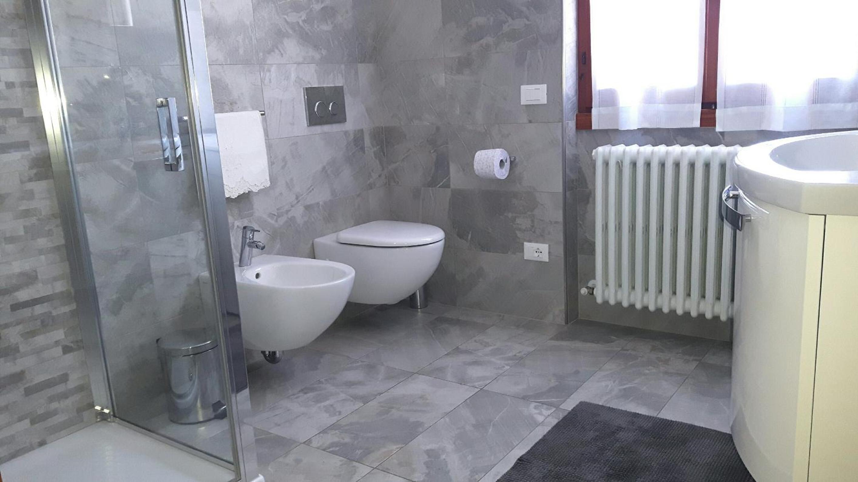Two-Bedroom Apartment with Terrace - Photo 16