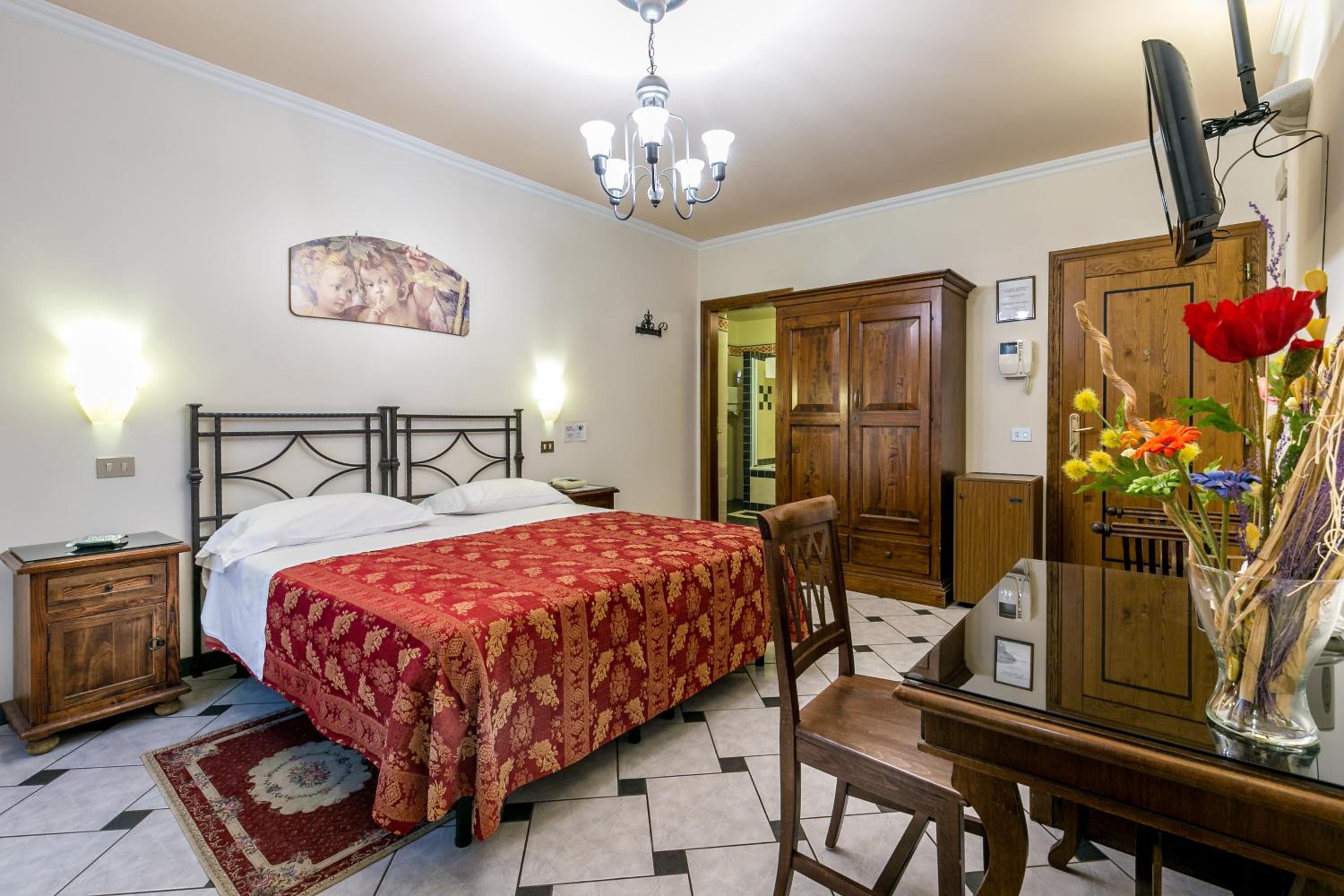 Triple Room - Photo 1