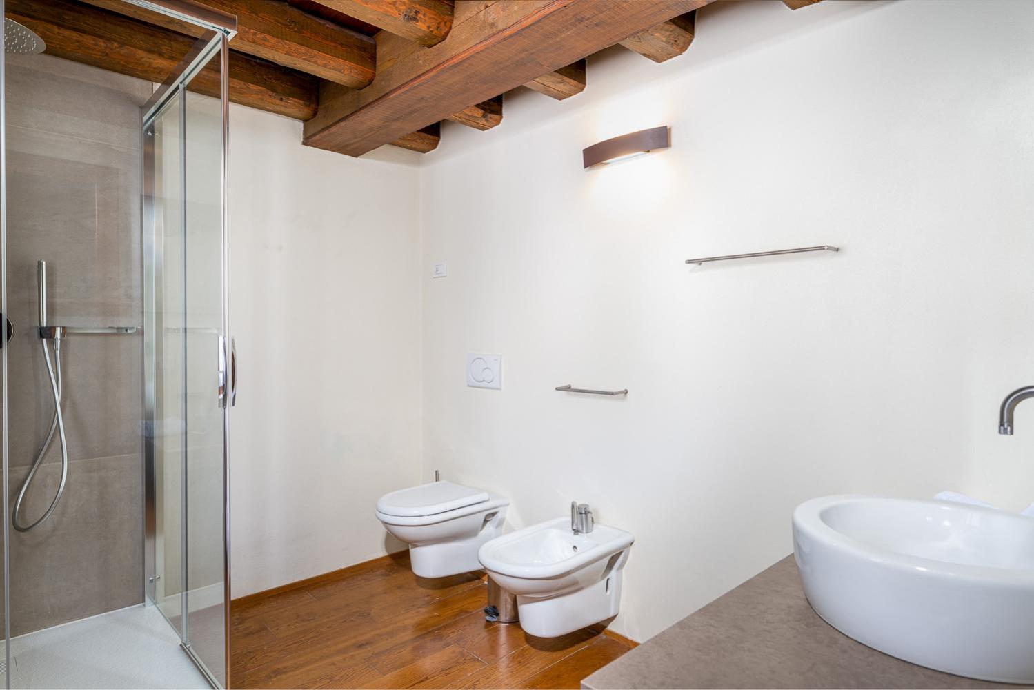 Standard Double Room - Photo 1