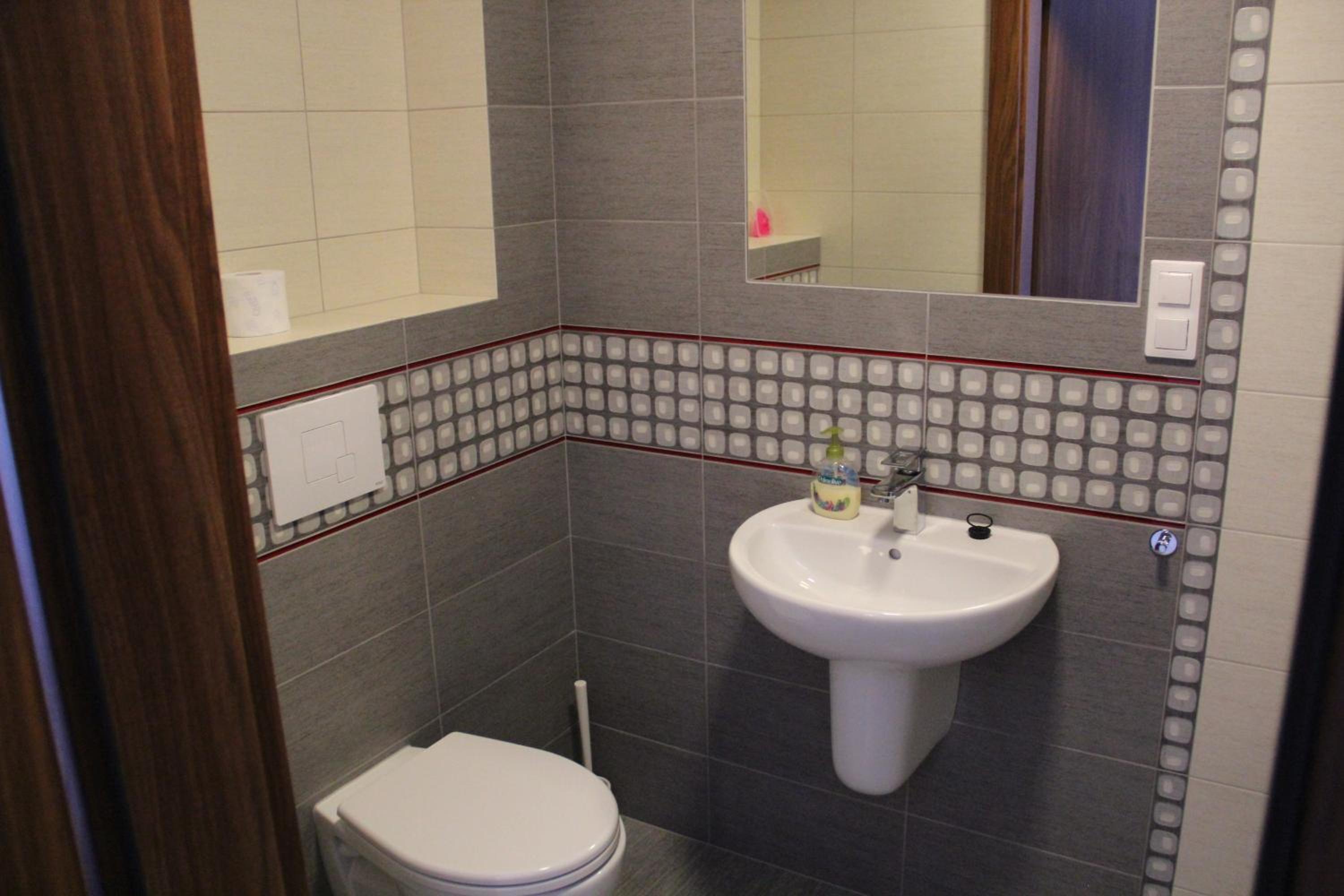 Double Room - Photo 2
