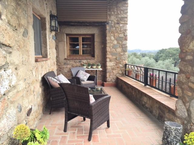 Two-Bedroom Apartment with Balcony photo 3