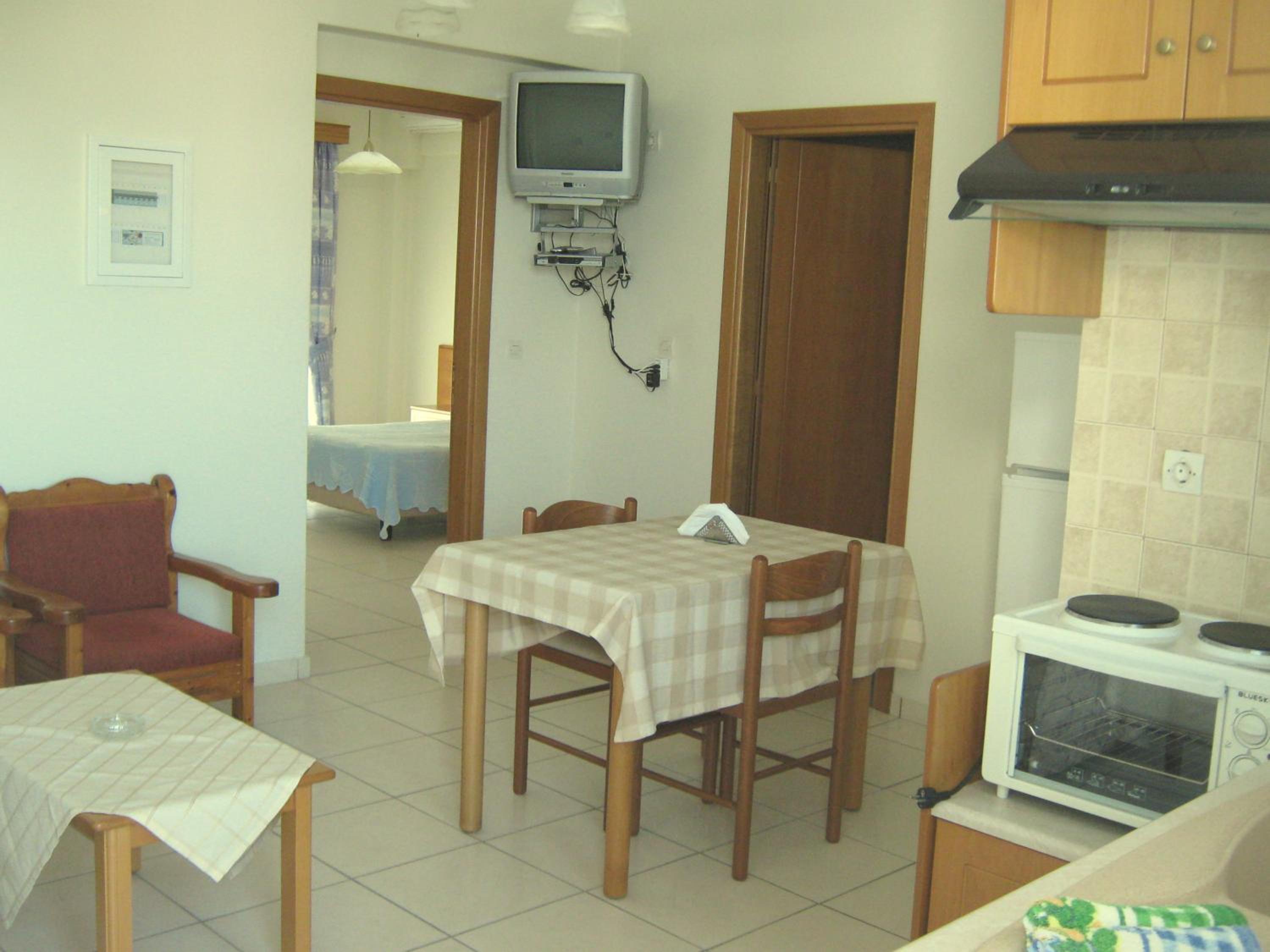 One-Bedroom Apartment photo 2