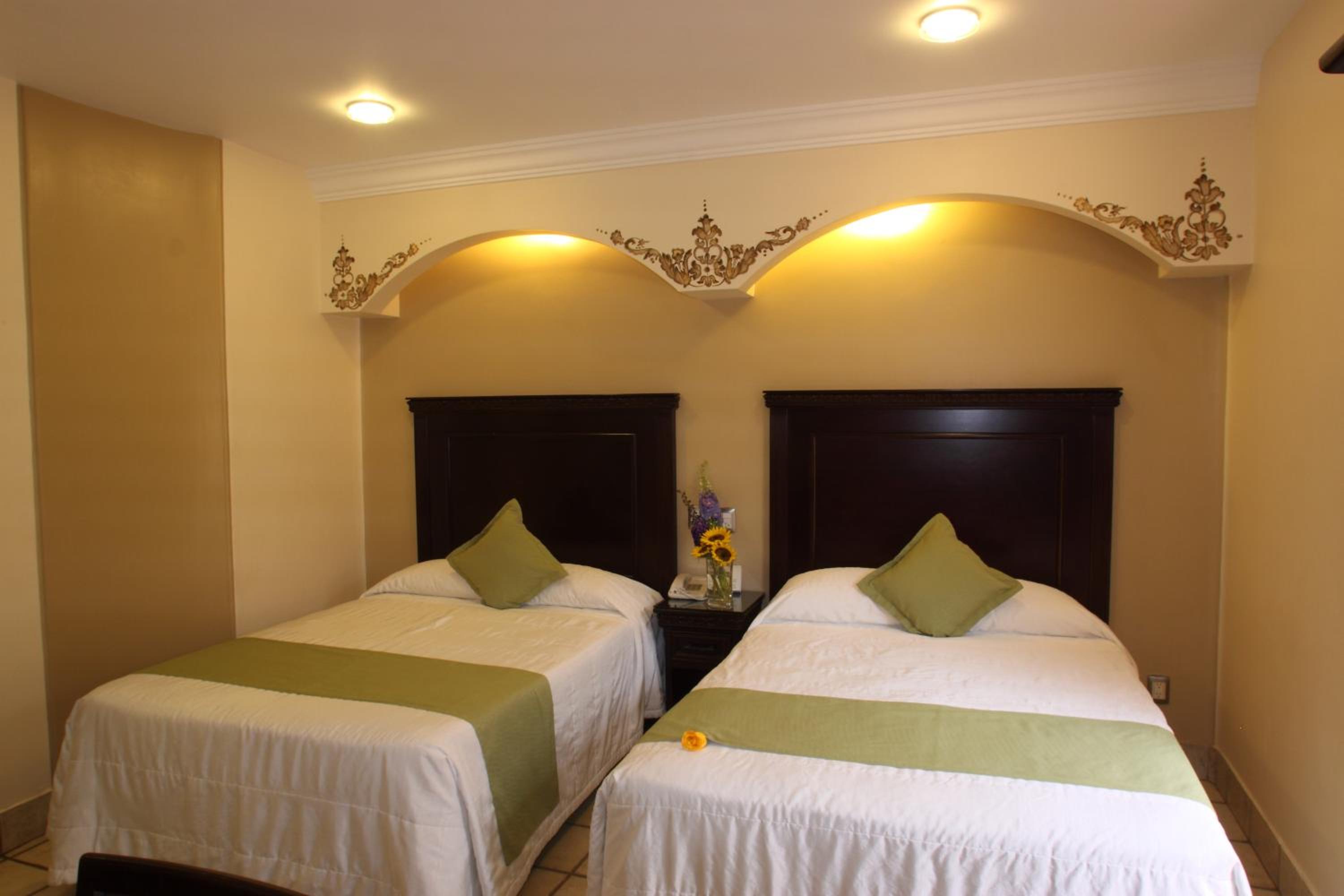 Standard Triple Room - Photo 5