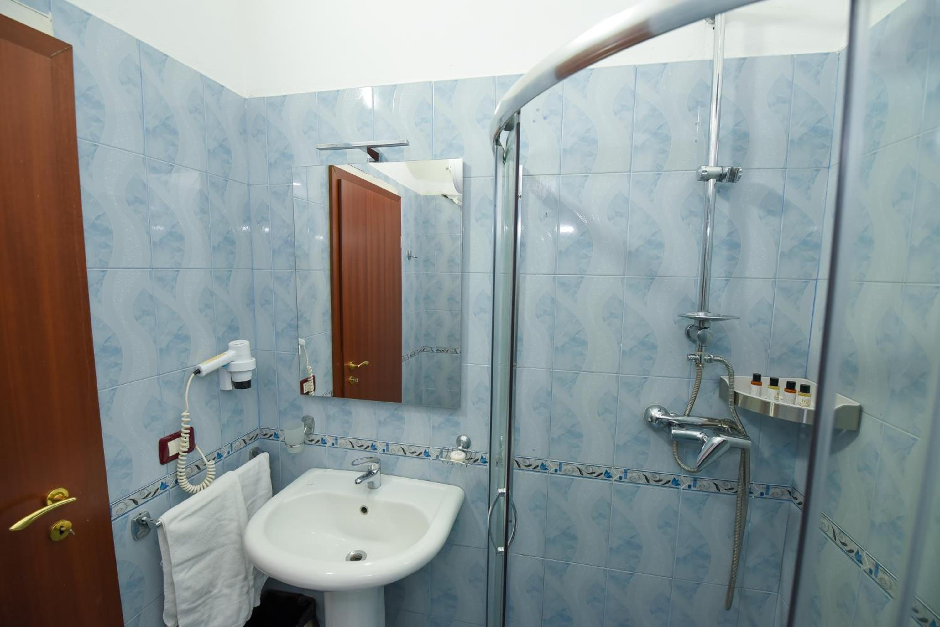 Double Room with Balcony photo 2