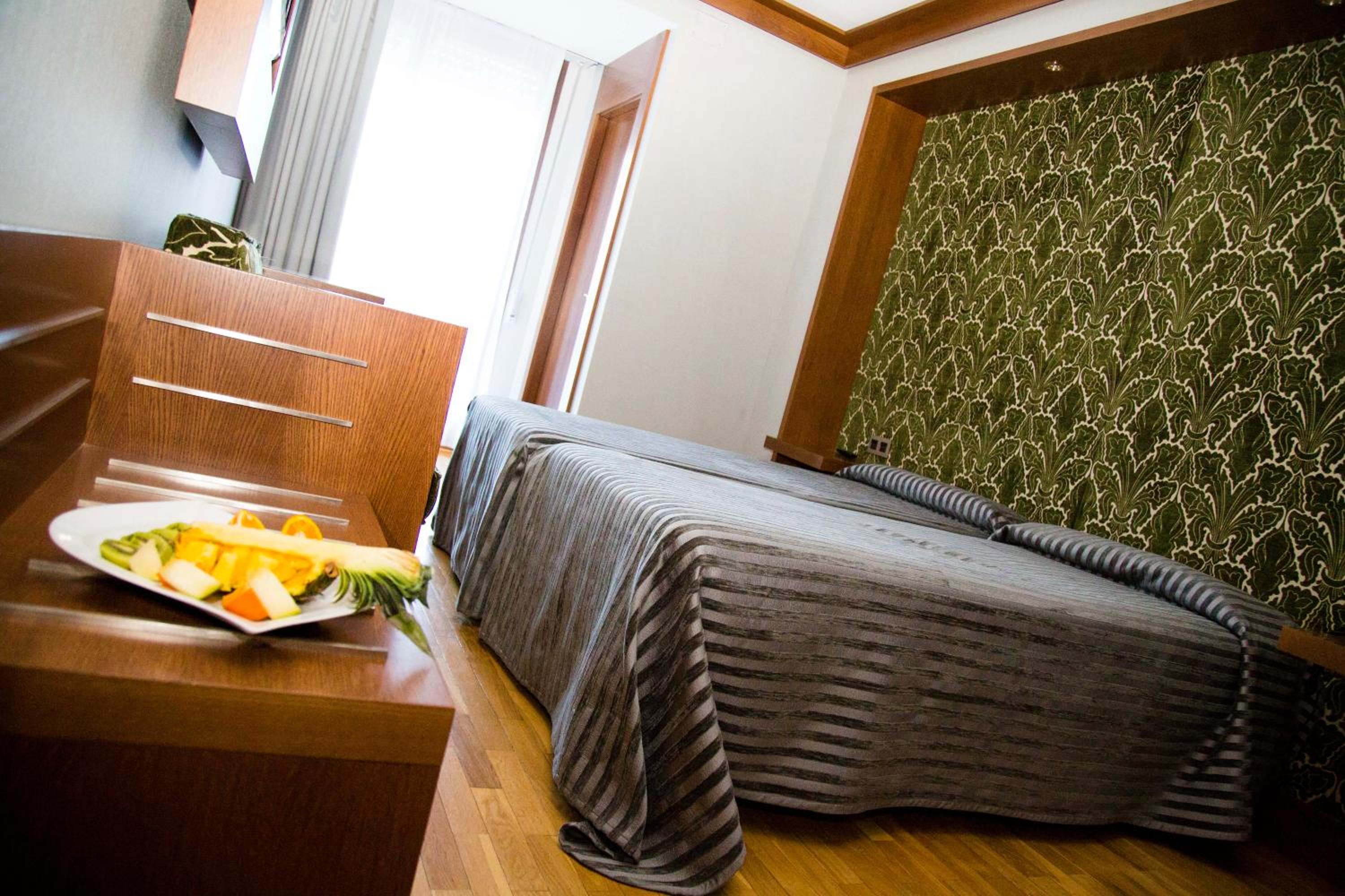 Double Room - Photo 24