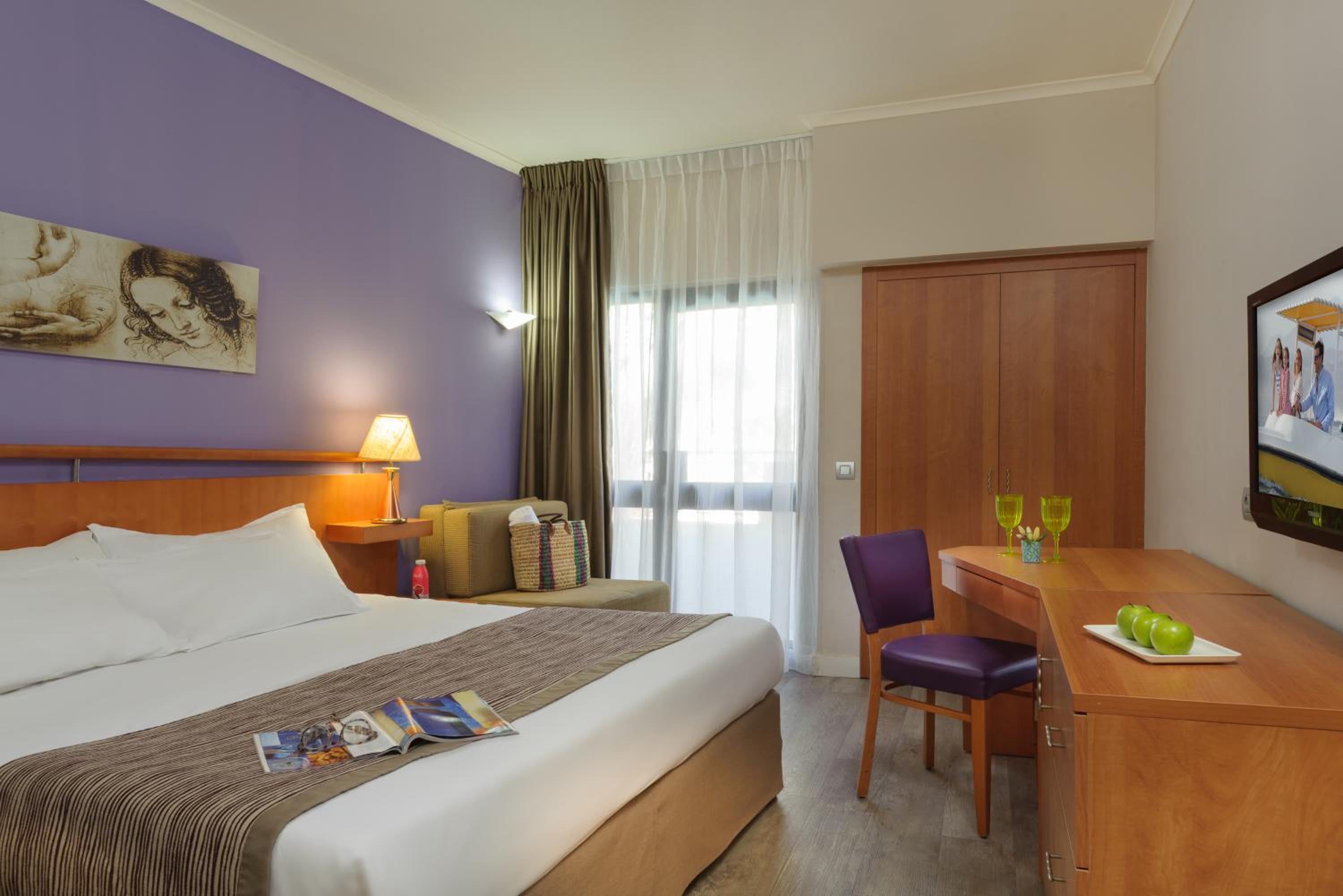 Superior Room with Pool View photo 1