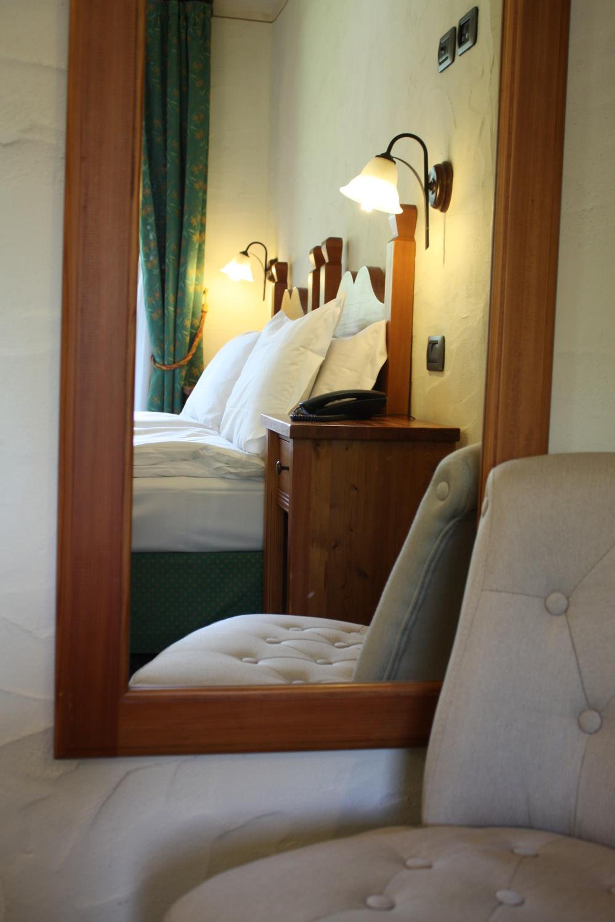 Double Room - Photo 1