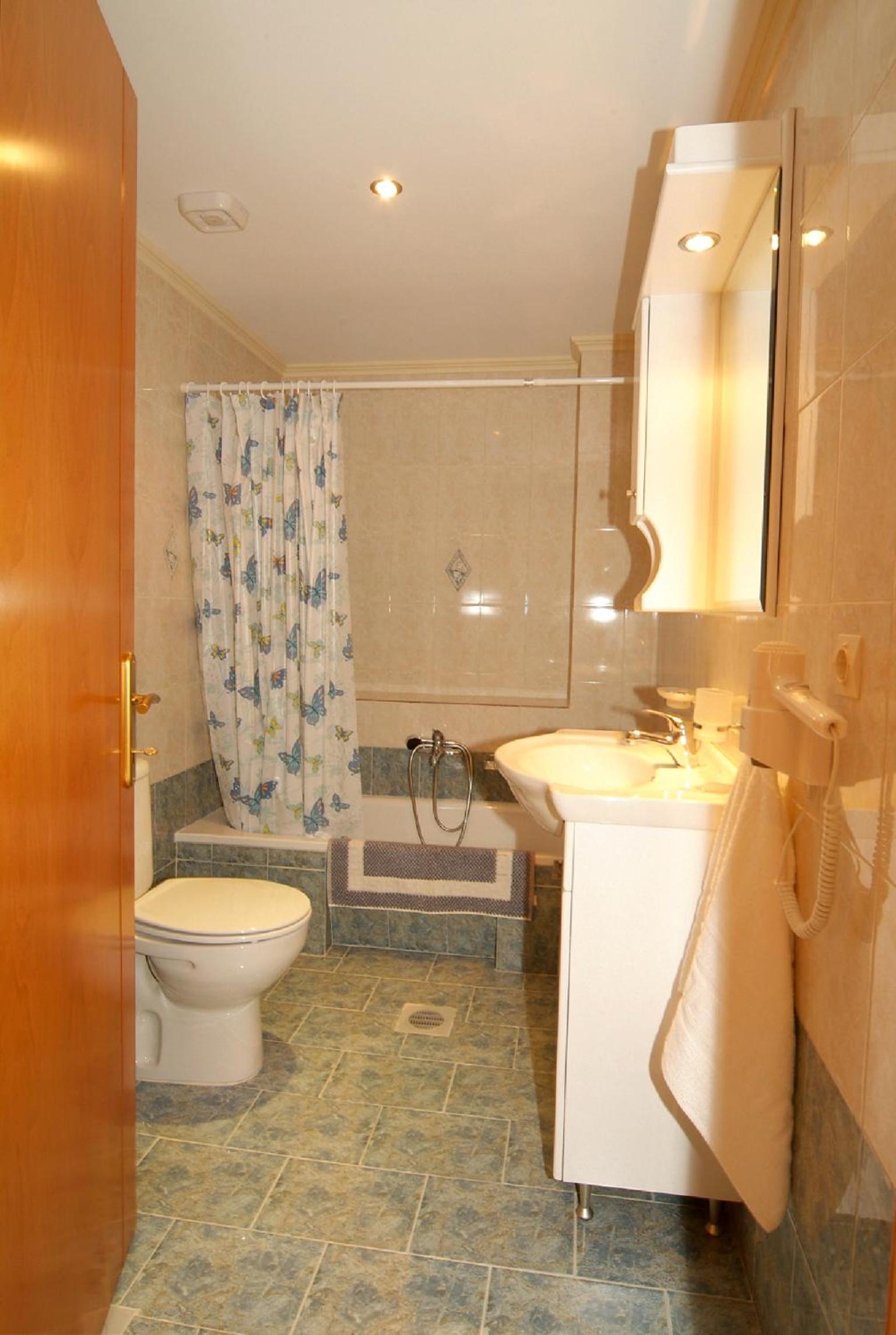 Studio Apartment photo 2