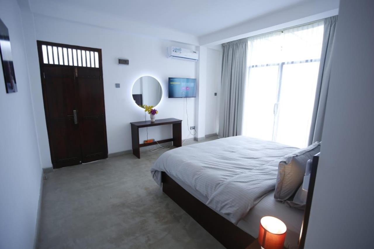 Deluxe Double Room with Balcony photo 3