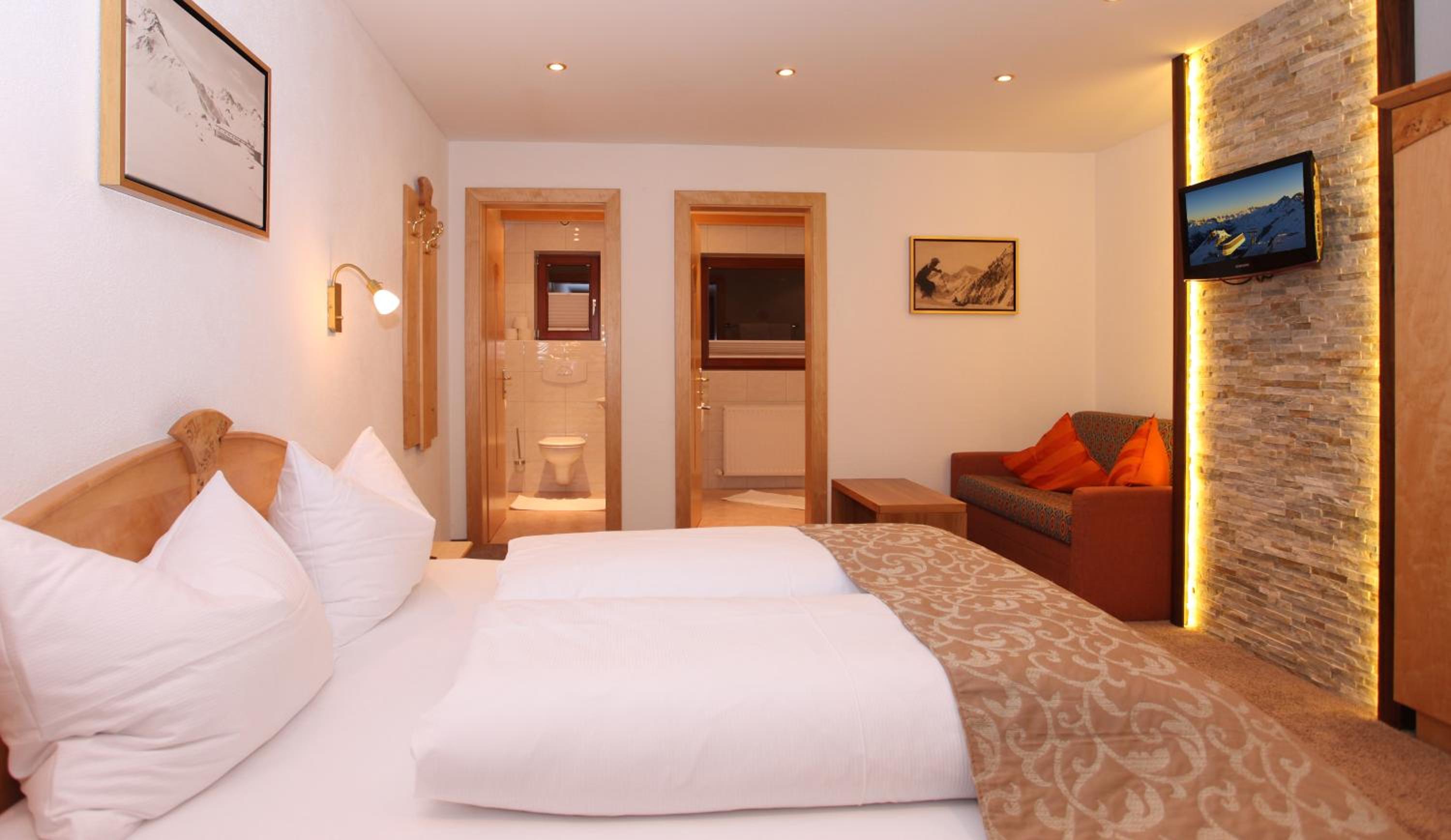 Superior Double Room photo 2