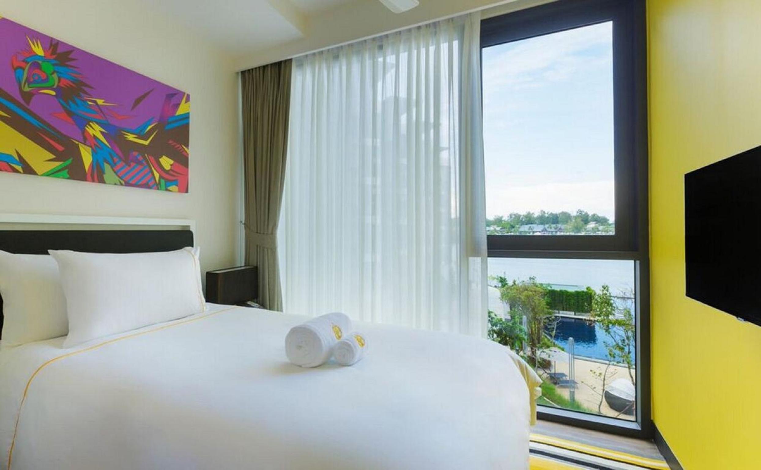 One Bedroom Suite Water View photo 2