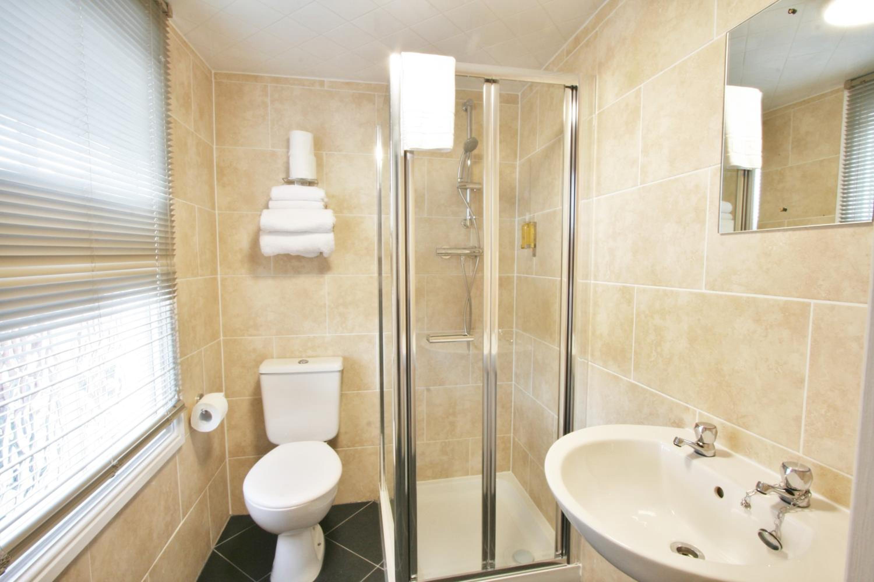 En Suite Double Room - Photo 8