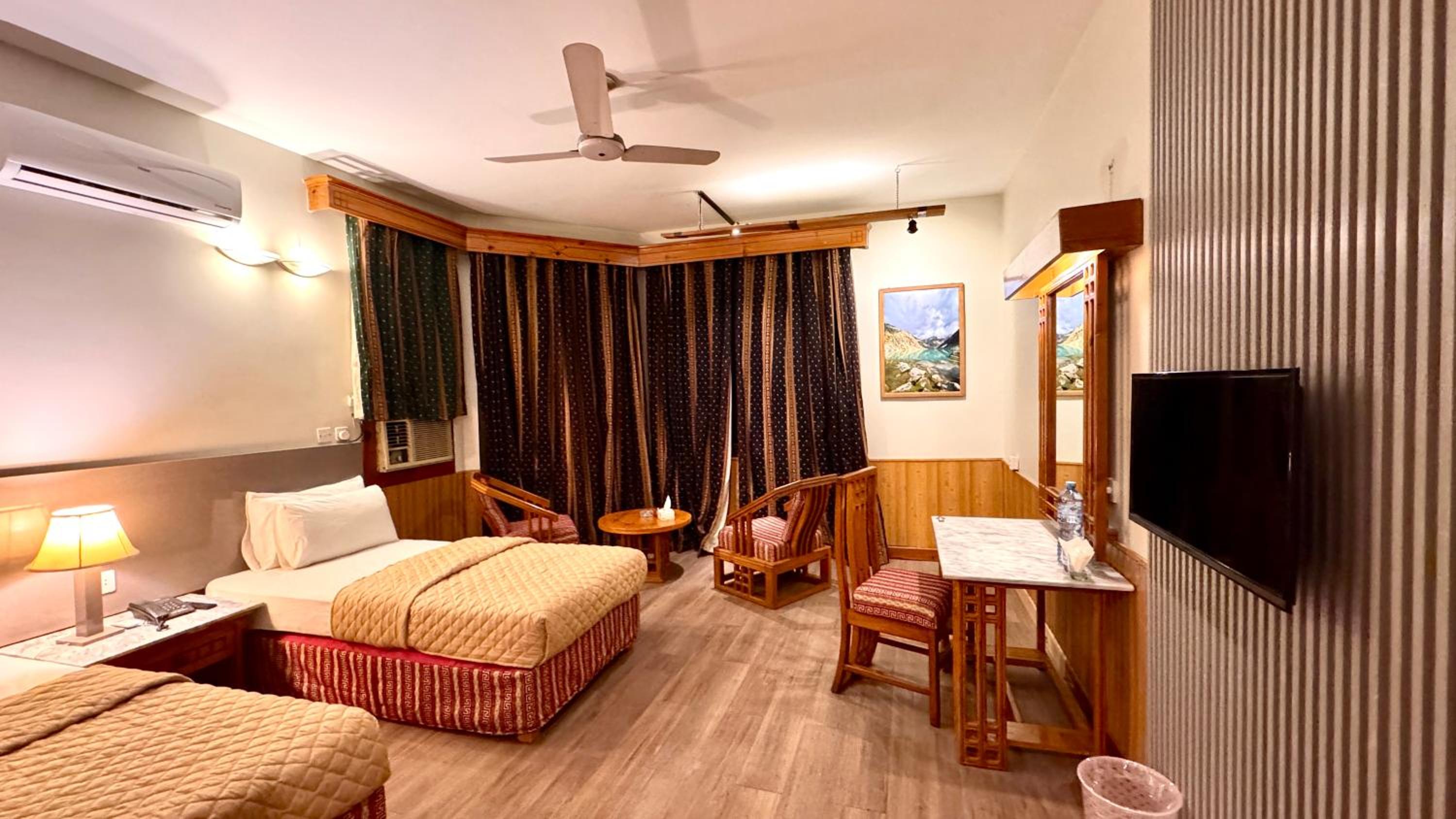 Twin Room with Balcony