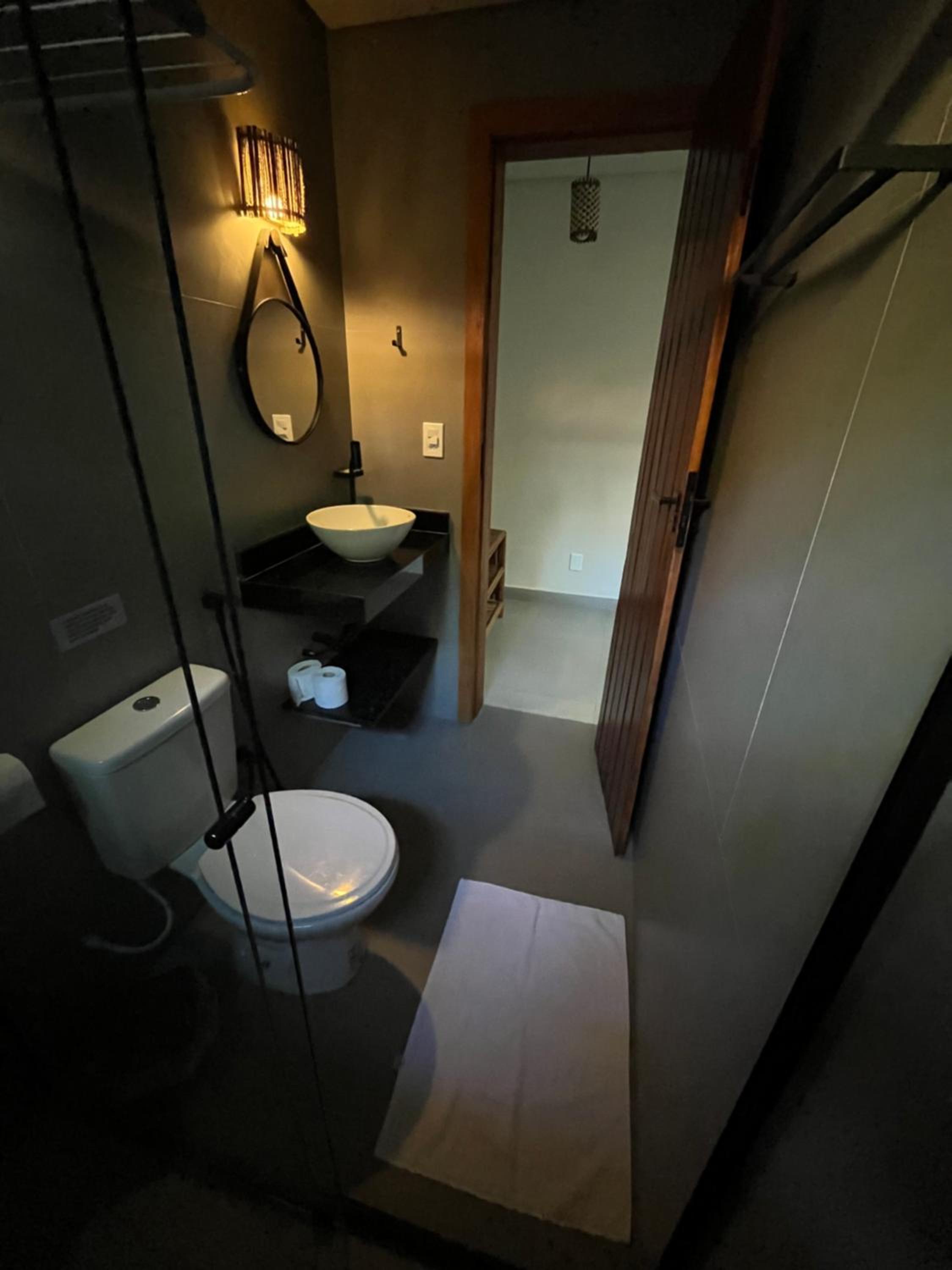 Suite with Balcony - Photo 8