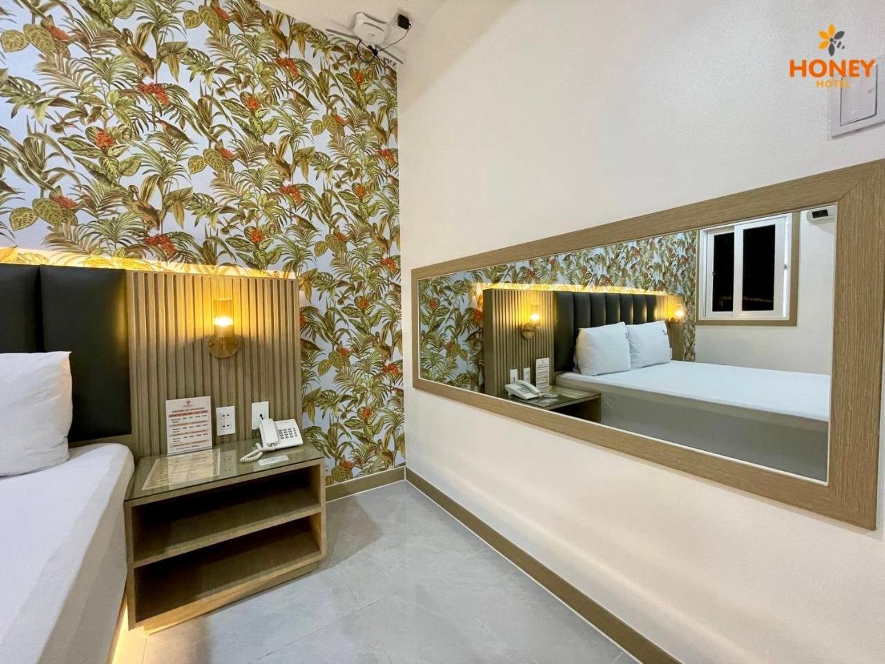 Standard Queen Room photo 1