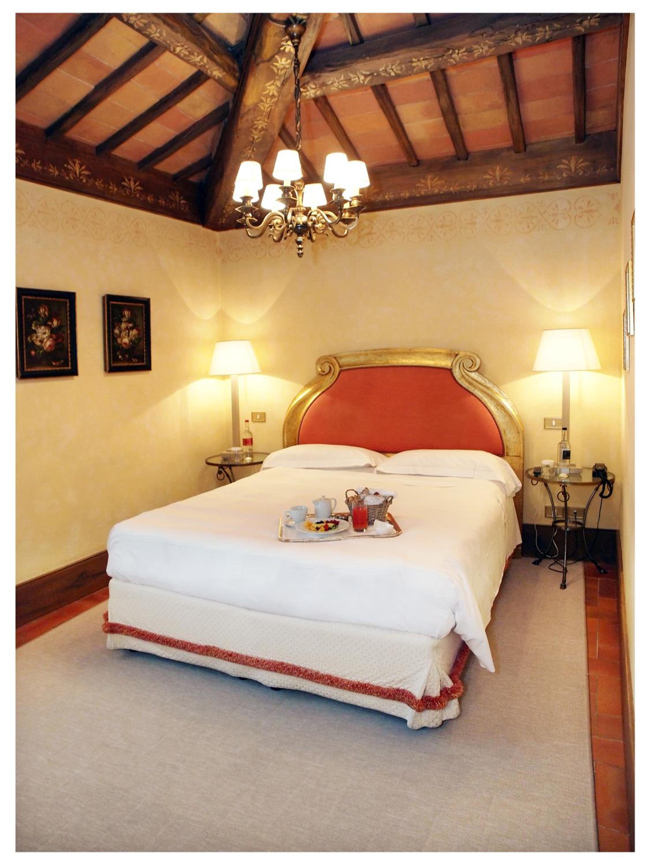 Classic Room - Photo 1