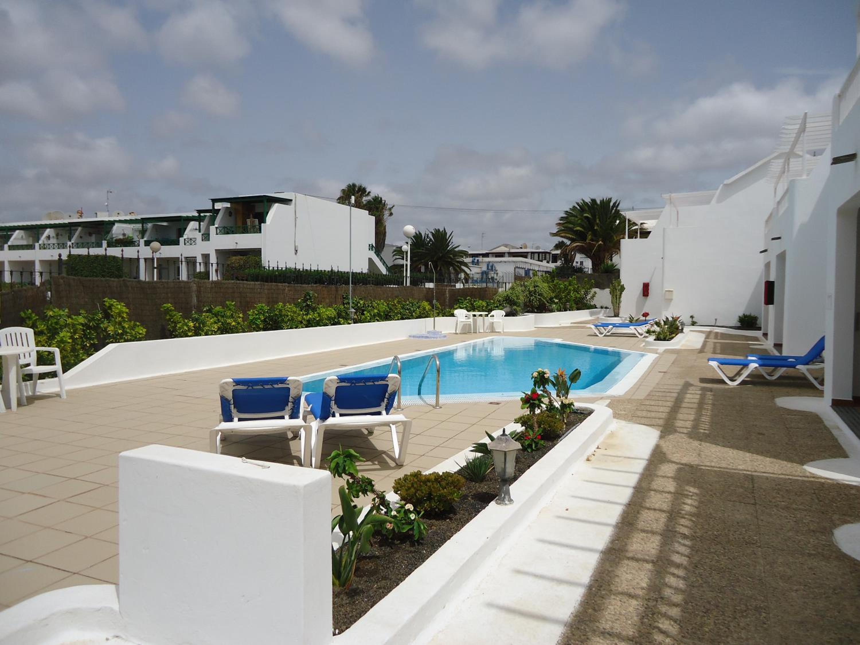 One Bedroom Apartment with Pool View photo 3