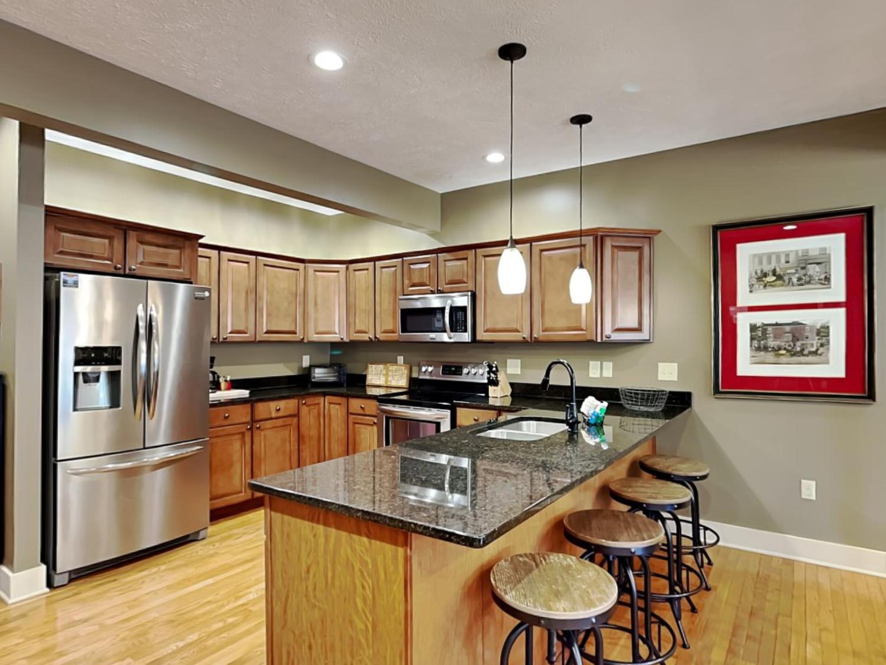 Three-Bedroom House photo 2