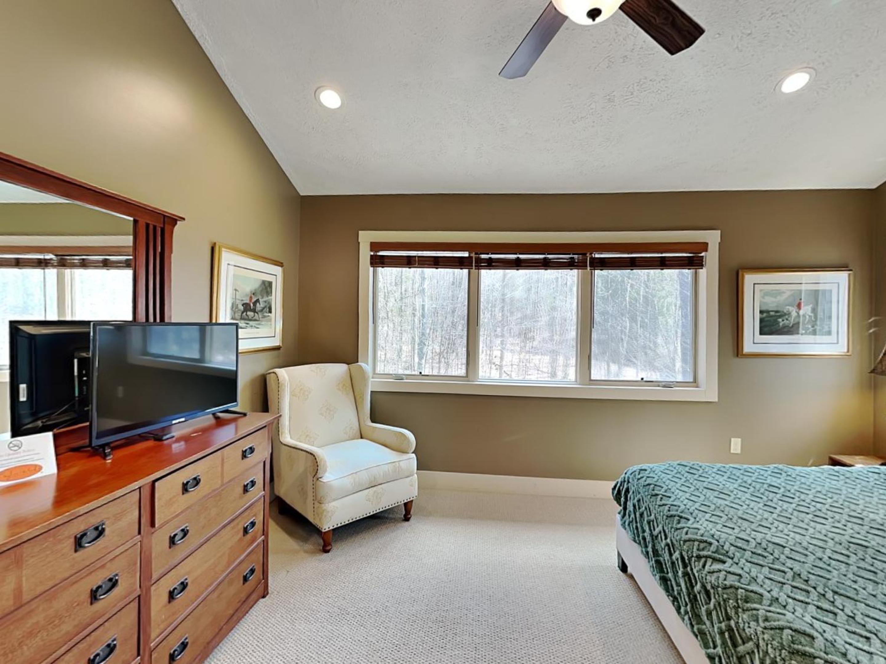 Three-Bedroom House photo 1