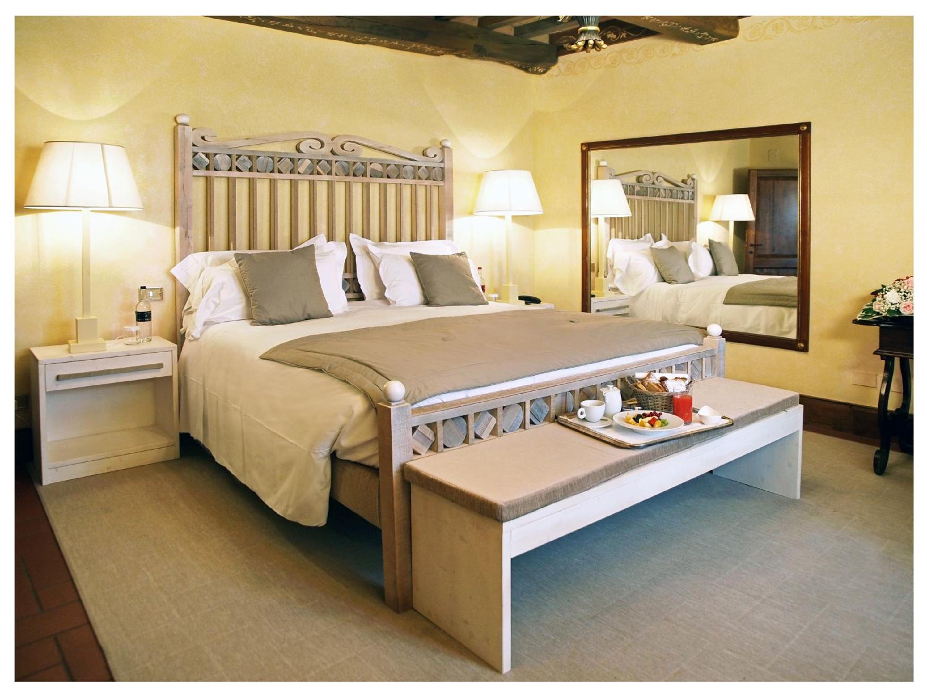 Superior Suite - Photo 1