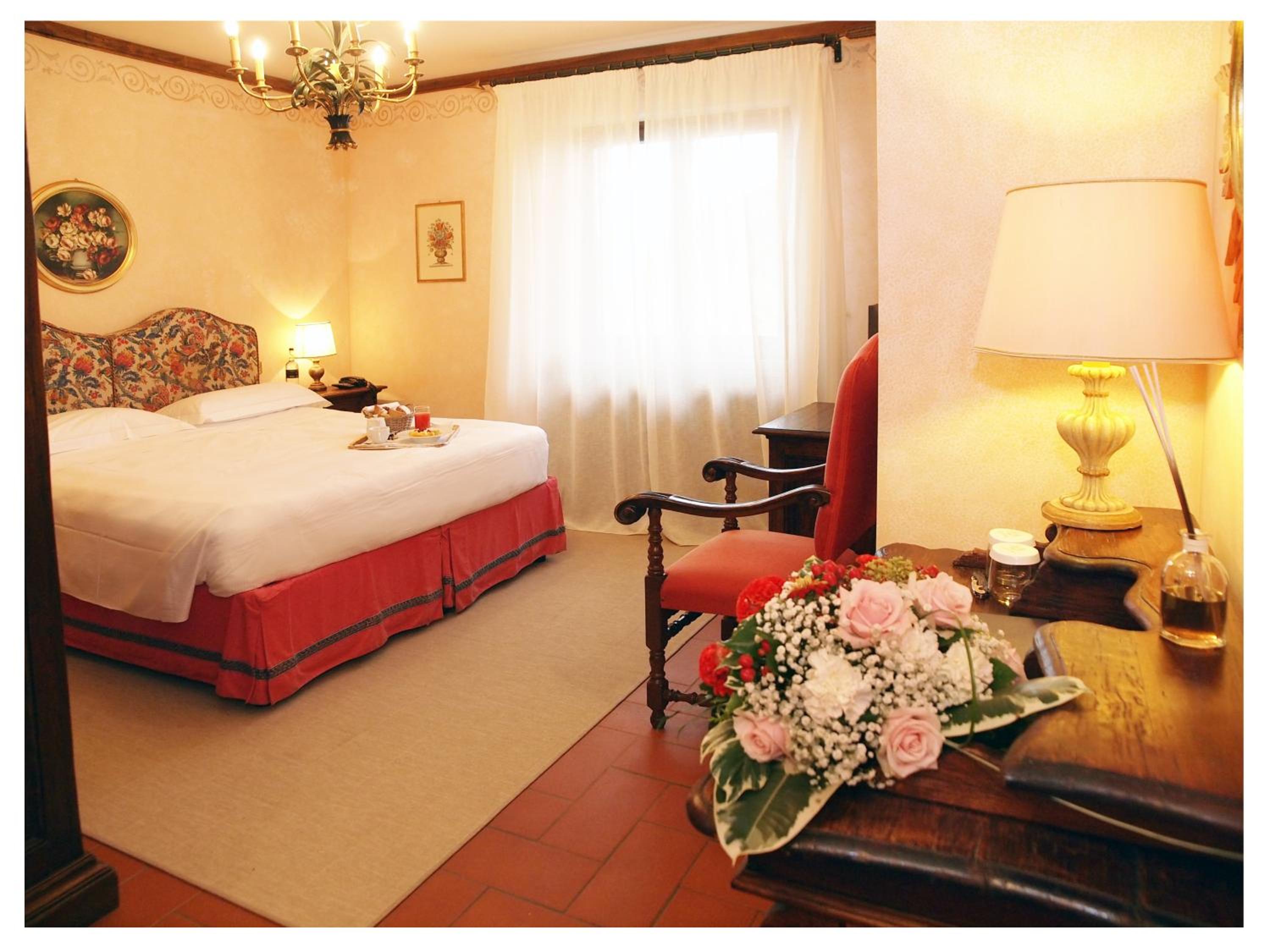 Superior Room - Photo 10