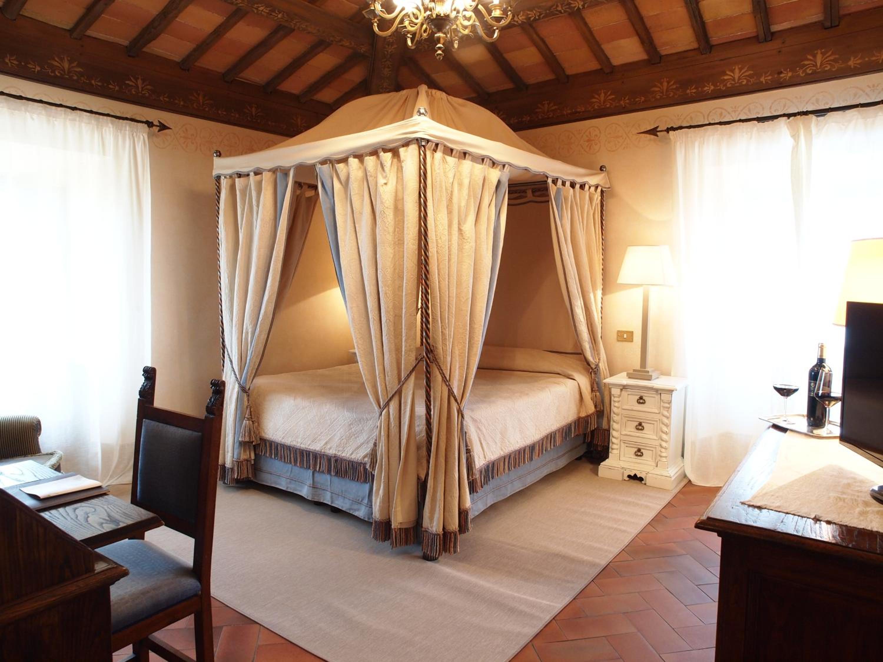 Superior Room - Photo 12