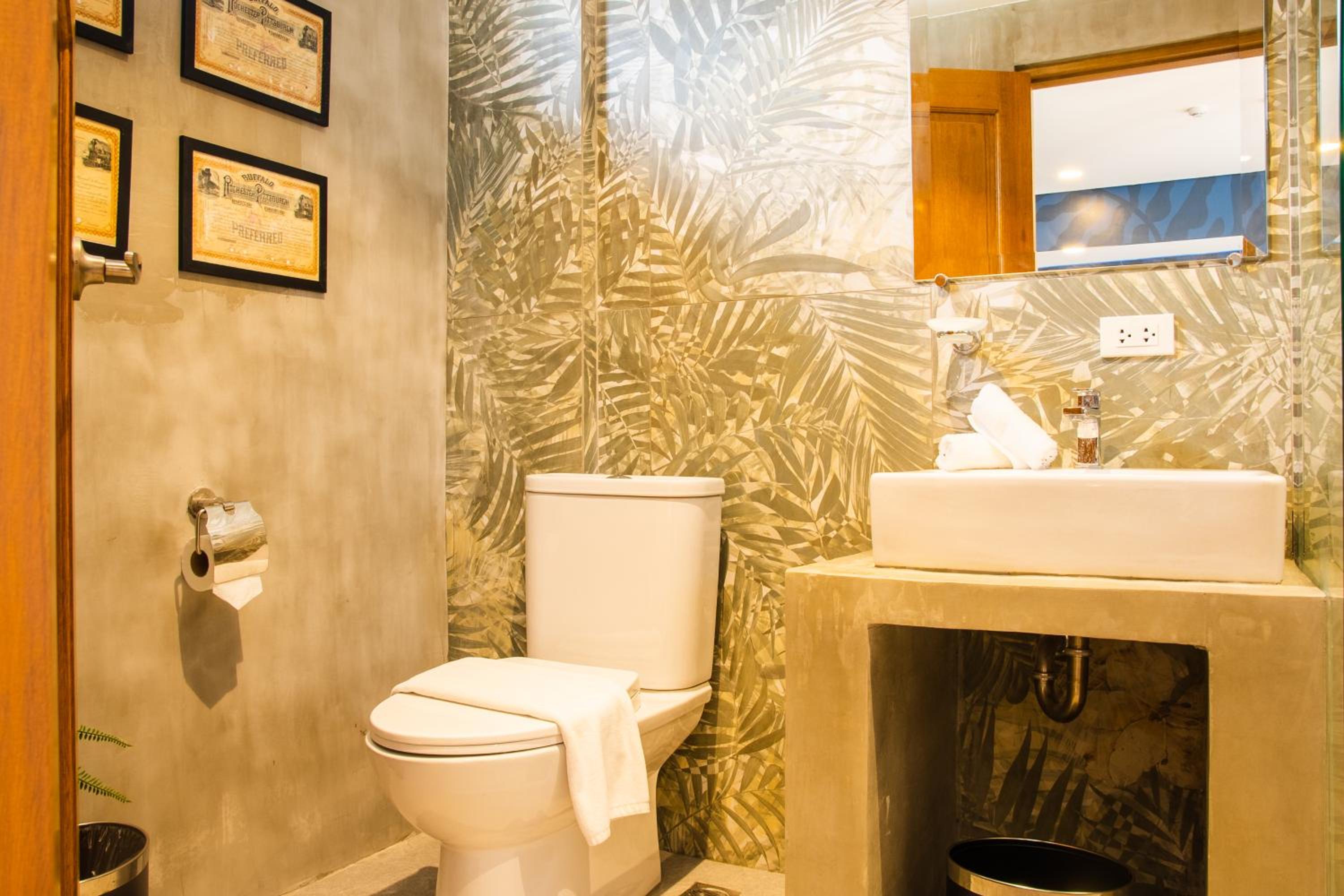 Executive Suite photo 2