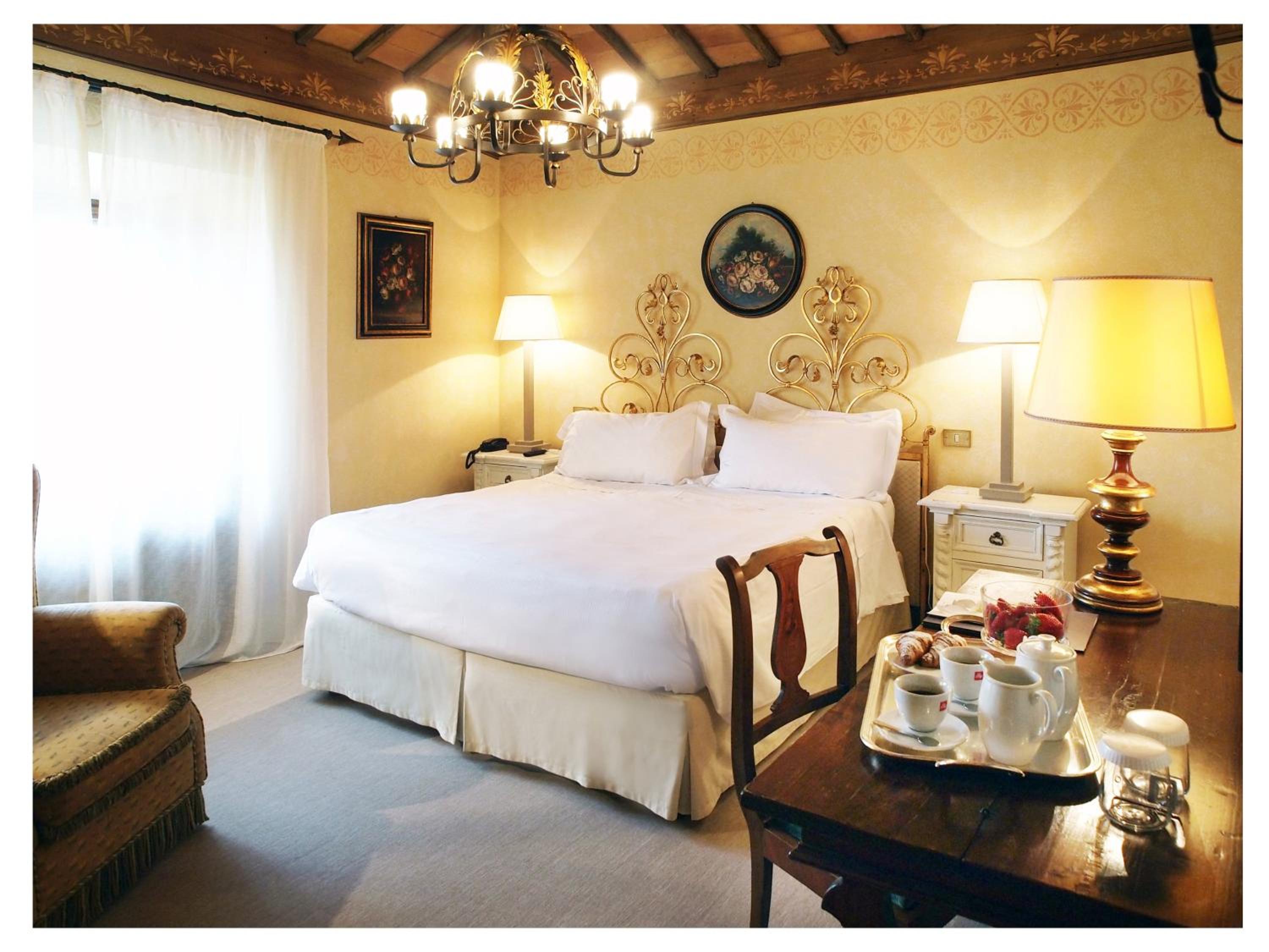 Superior Room - Photo 14