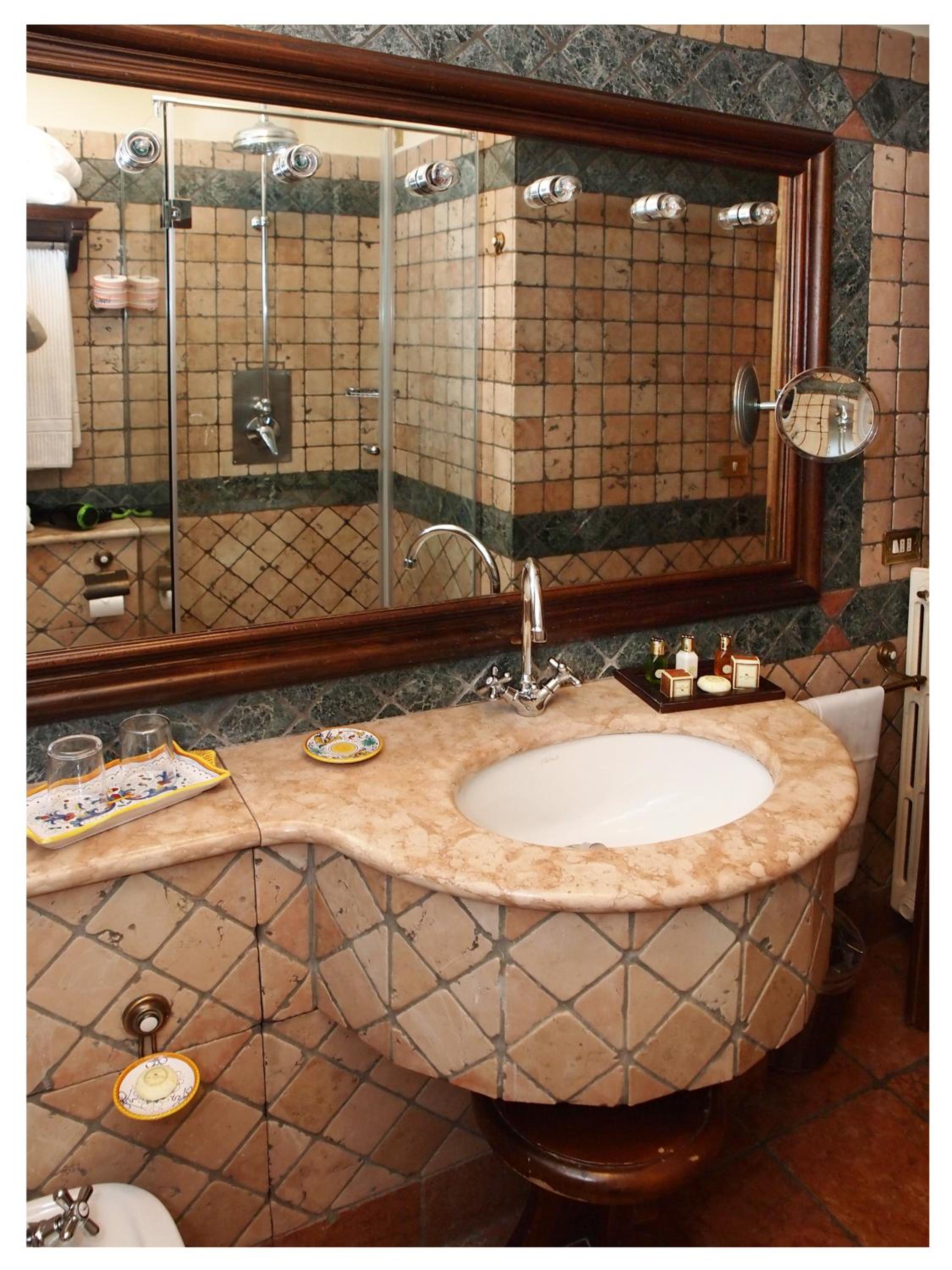 Classic Room - Photo 7