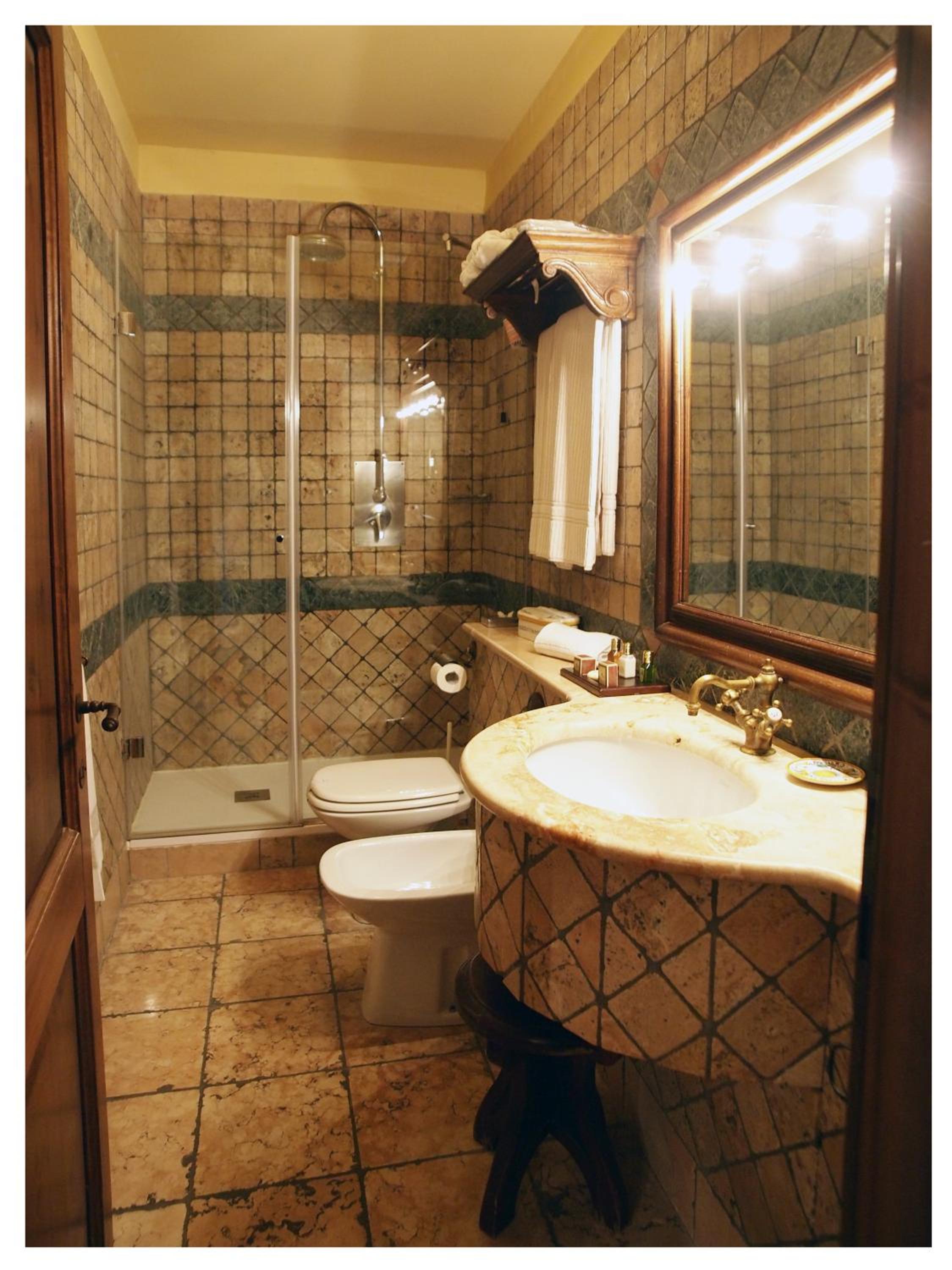 Classic Room - Photo 2