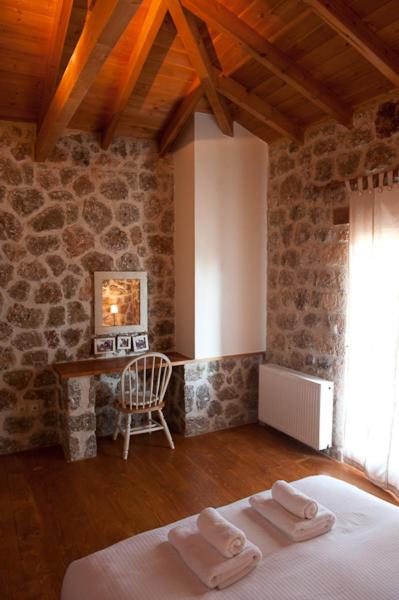 Family Two-Bedroom Suite (4 Adults + 2 Children) photo 3