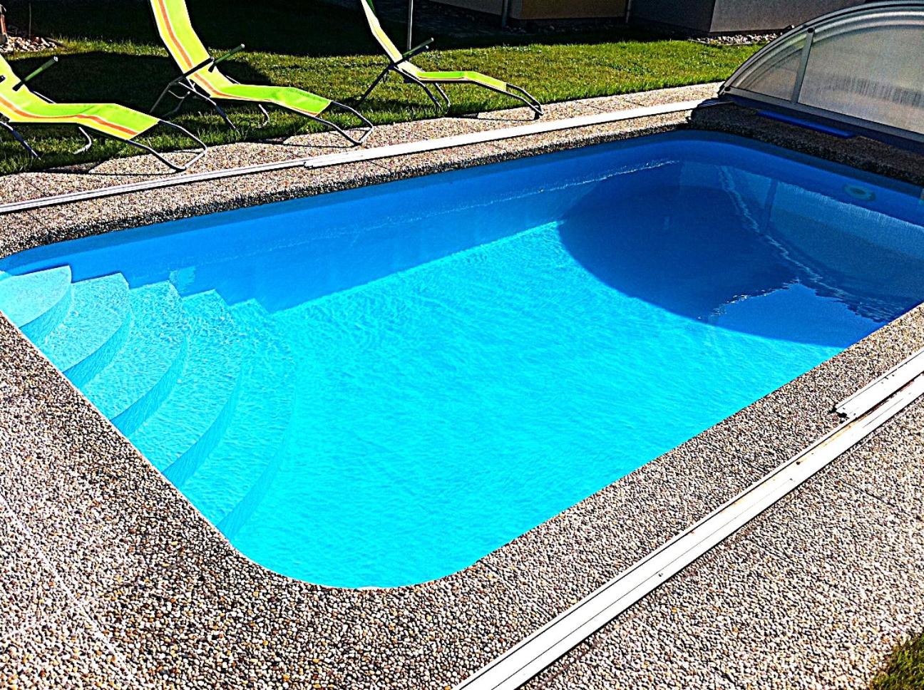 Apartment with Pool View  photo 3