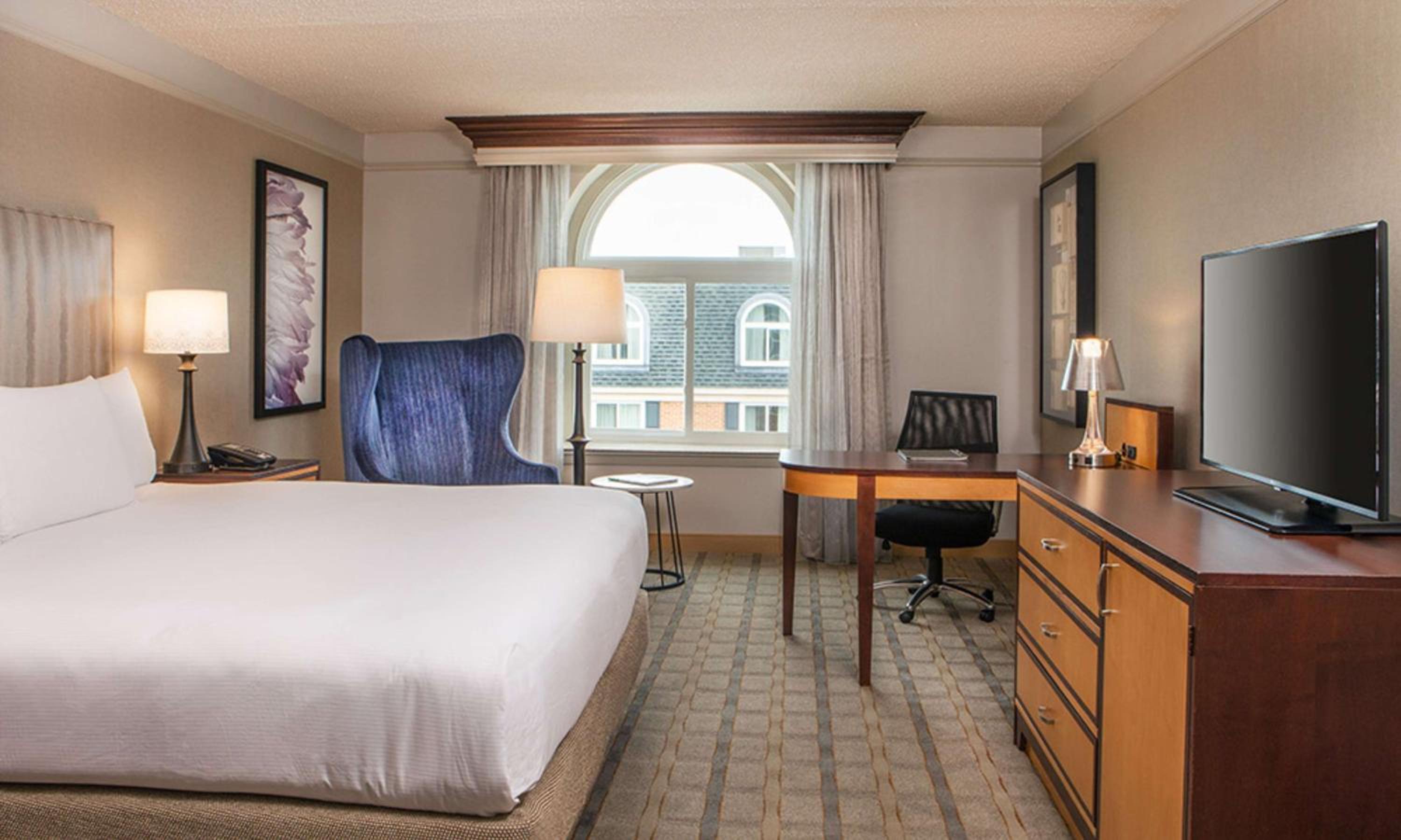 Superior King Room - Photo 4
