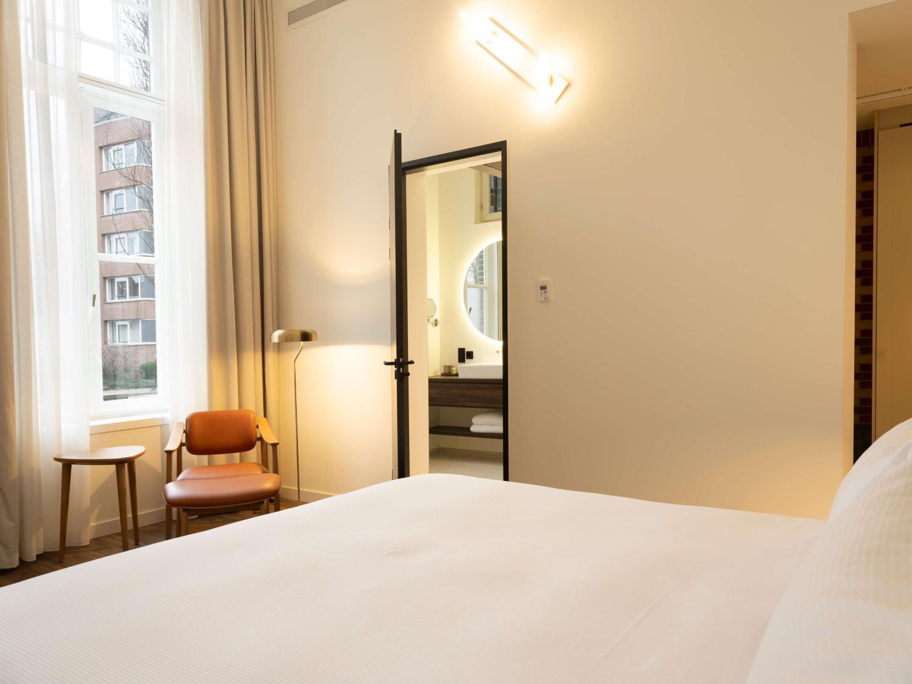 King Guest Room - Photo 3