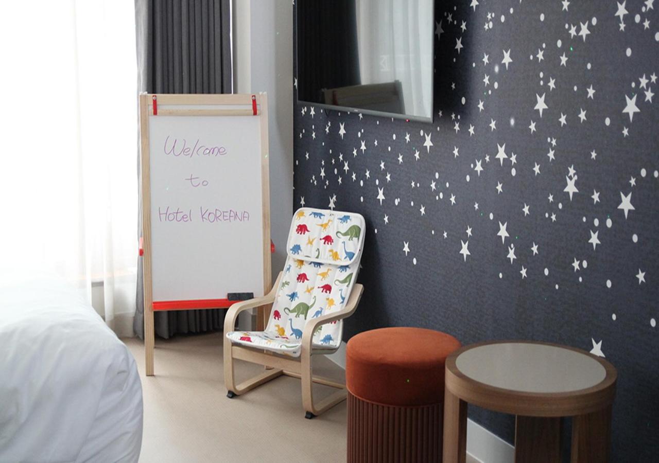 Kids Family Twin - Dear Kids Package (Breakfast for 2 Adults + 1 Child-below 12 years old)