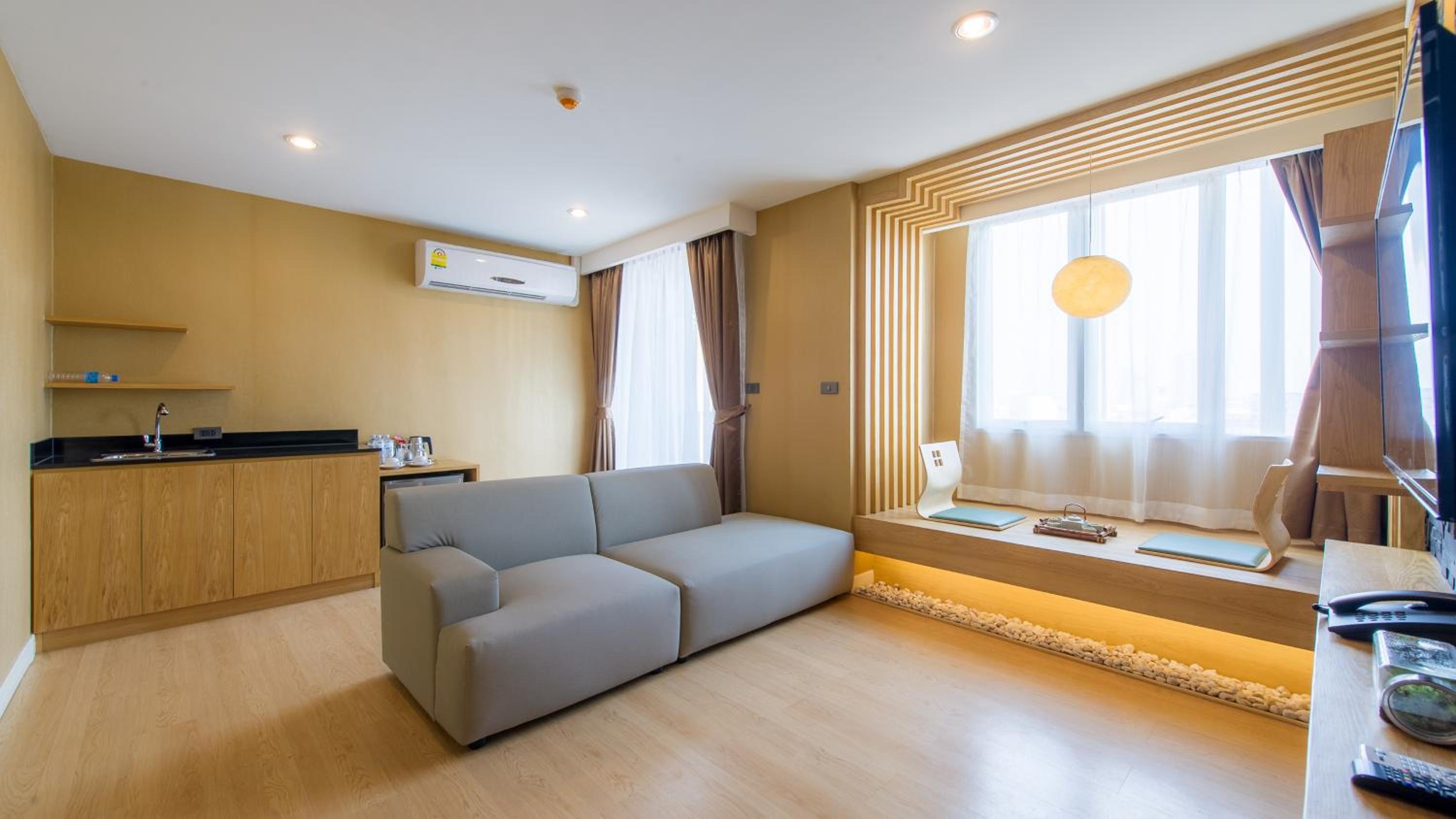 Suite with Balcony photo 2