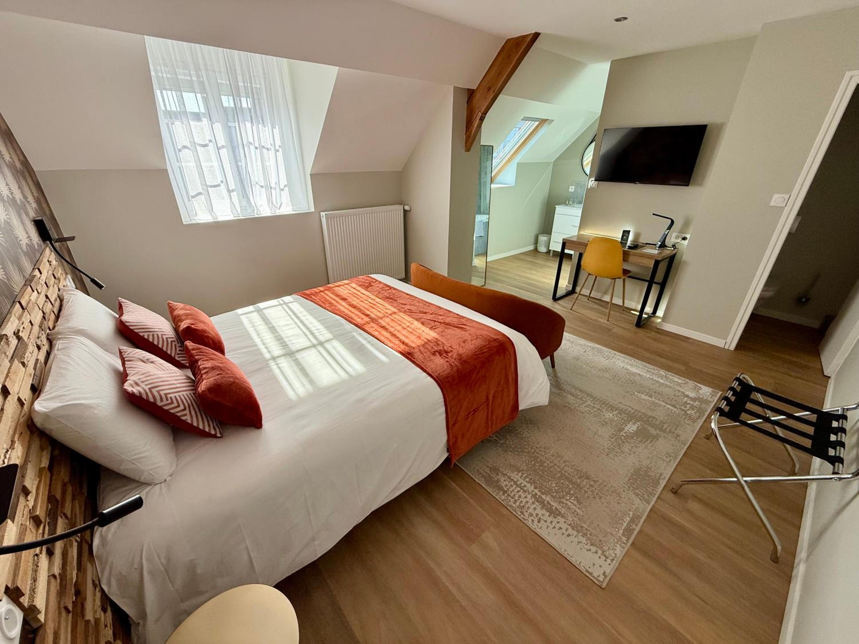 Queen Room