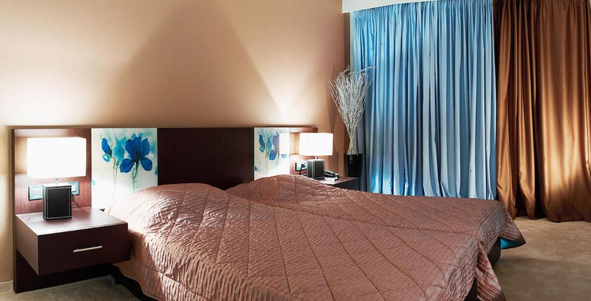 Double or Twin Room - Photo 2