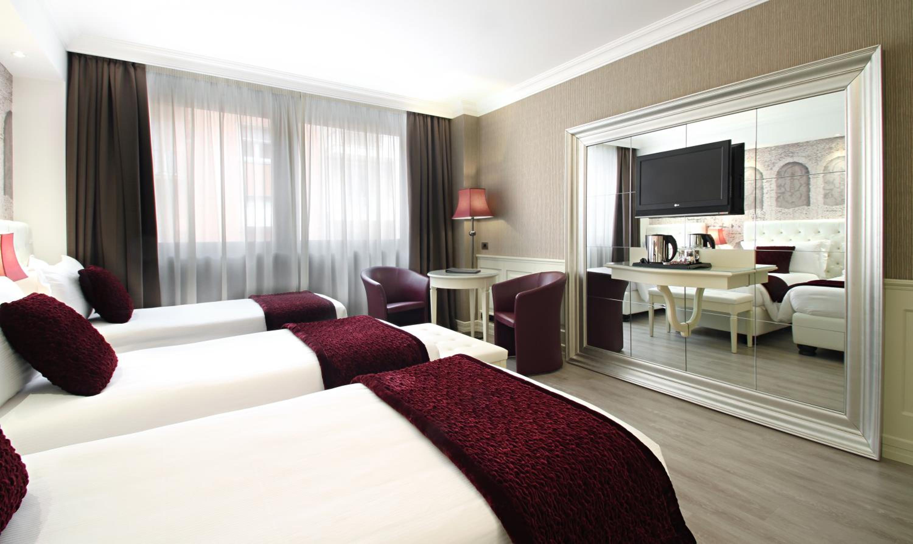 Deluxe Triple Room - Photo 4