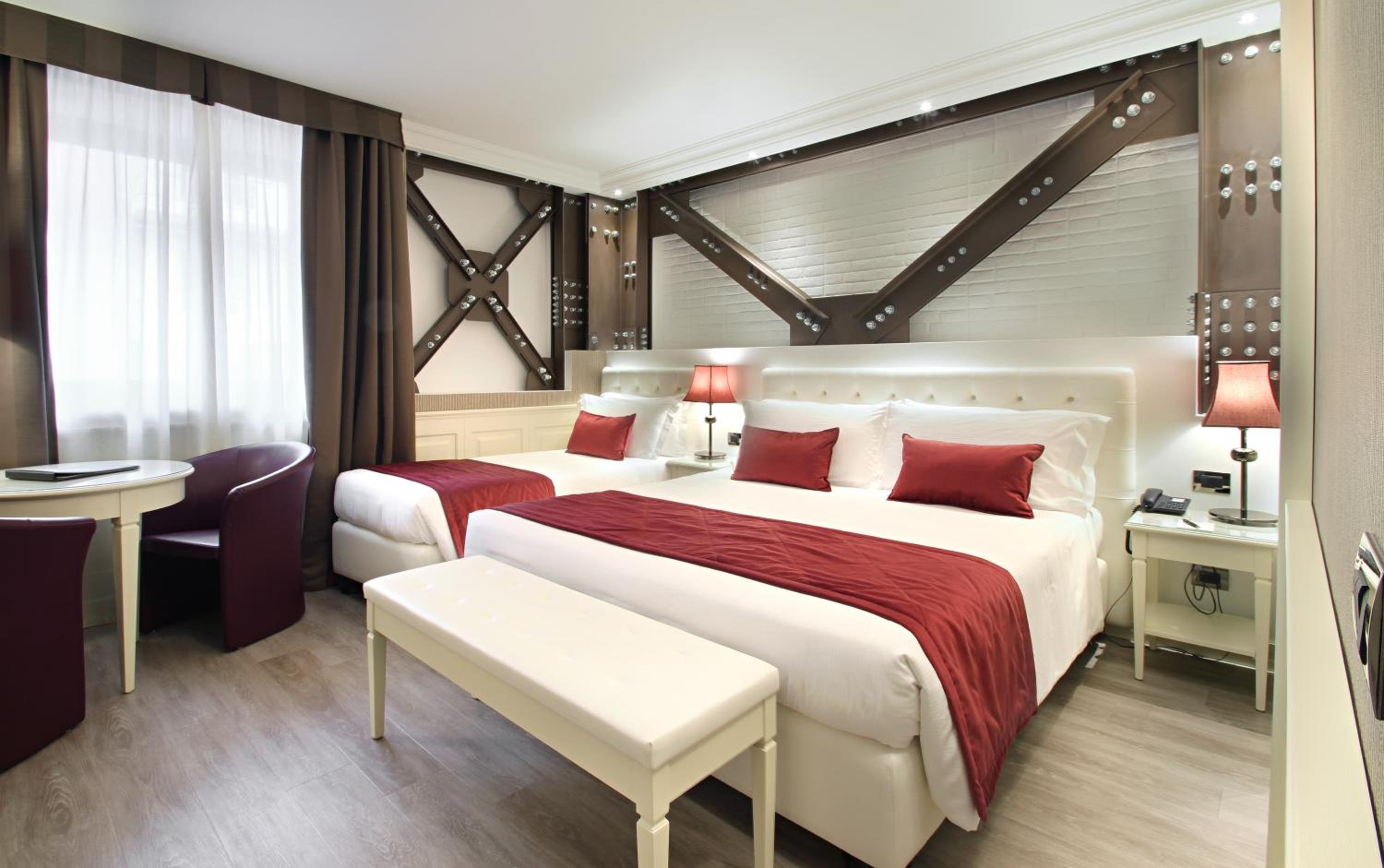 Deluxe Triple Room - Photo 5