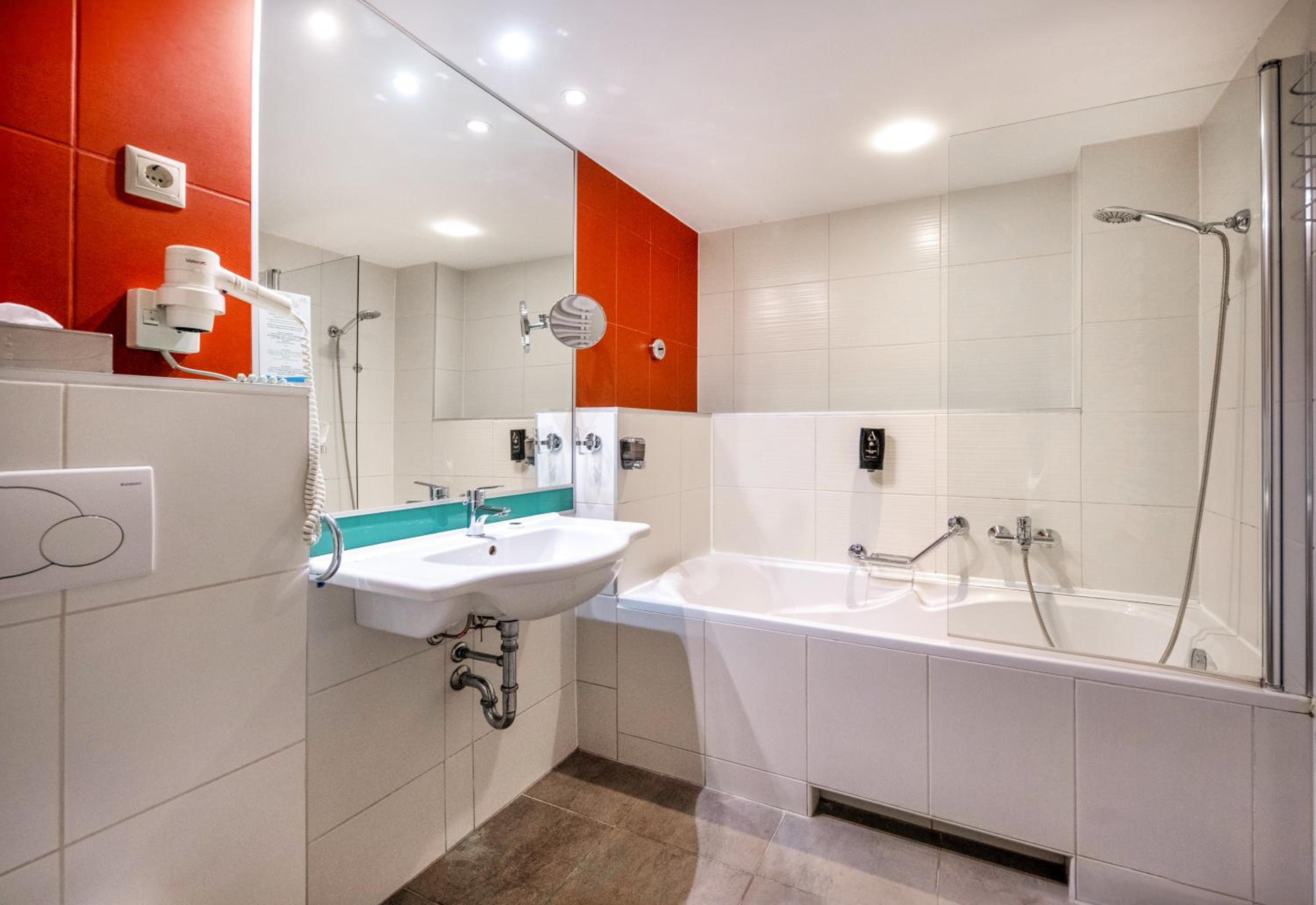 Family Suite photo 3