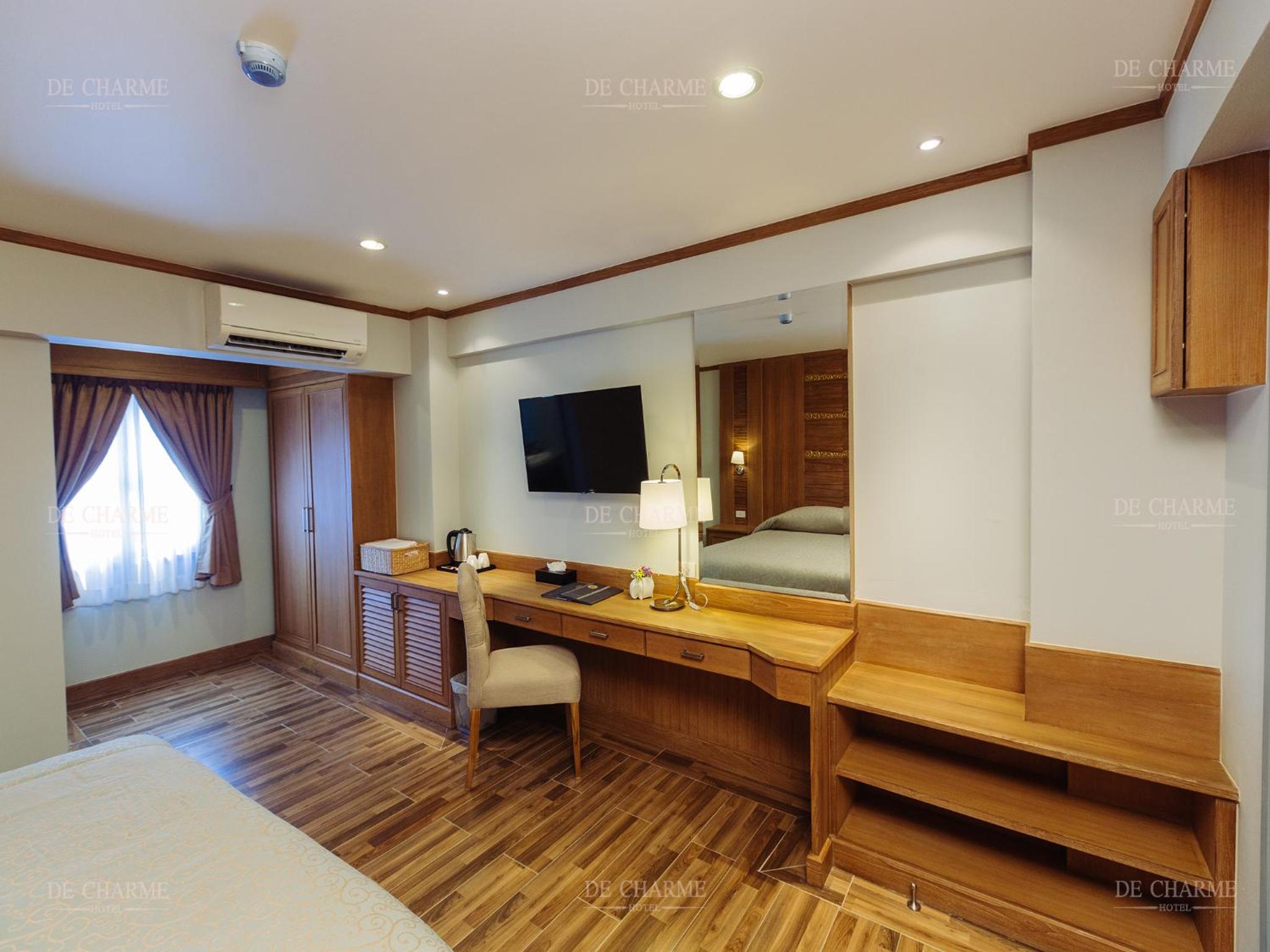 Deluxe Double or Twin Room - Photo 8
